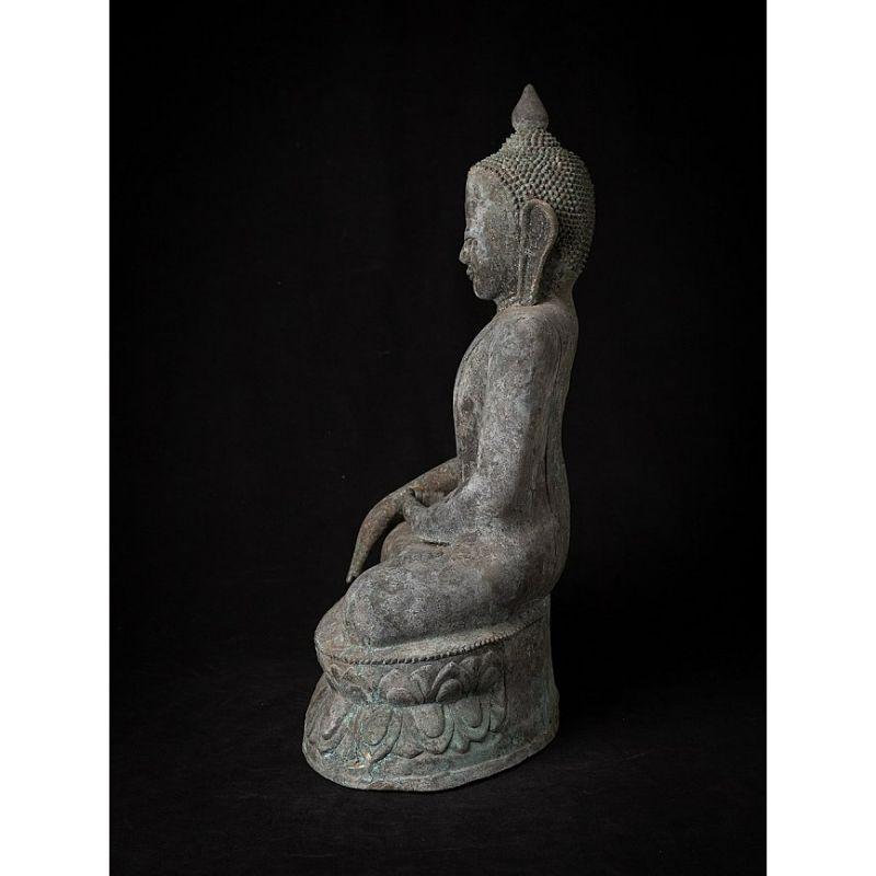 Antique Bronze Burmese Buddha Statue from Burma In Good Condition In DEVENTER, NL