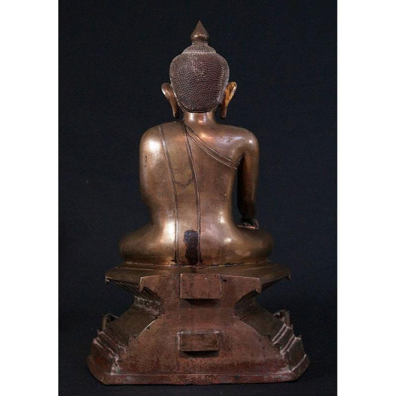 17th Century Antique Bronze Burmese Buddha Statue from Burma For Sale