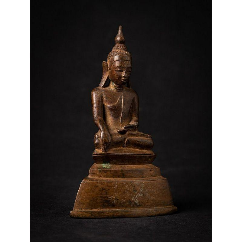 Antique bronze Burmese Buddha statue from Burma 1