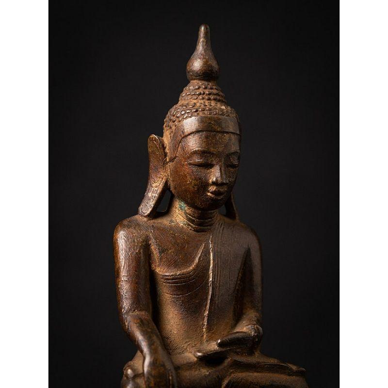 Antique bronze Burmese Buddha statue from Burma 2