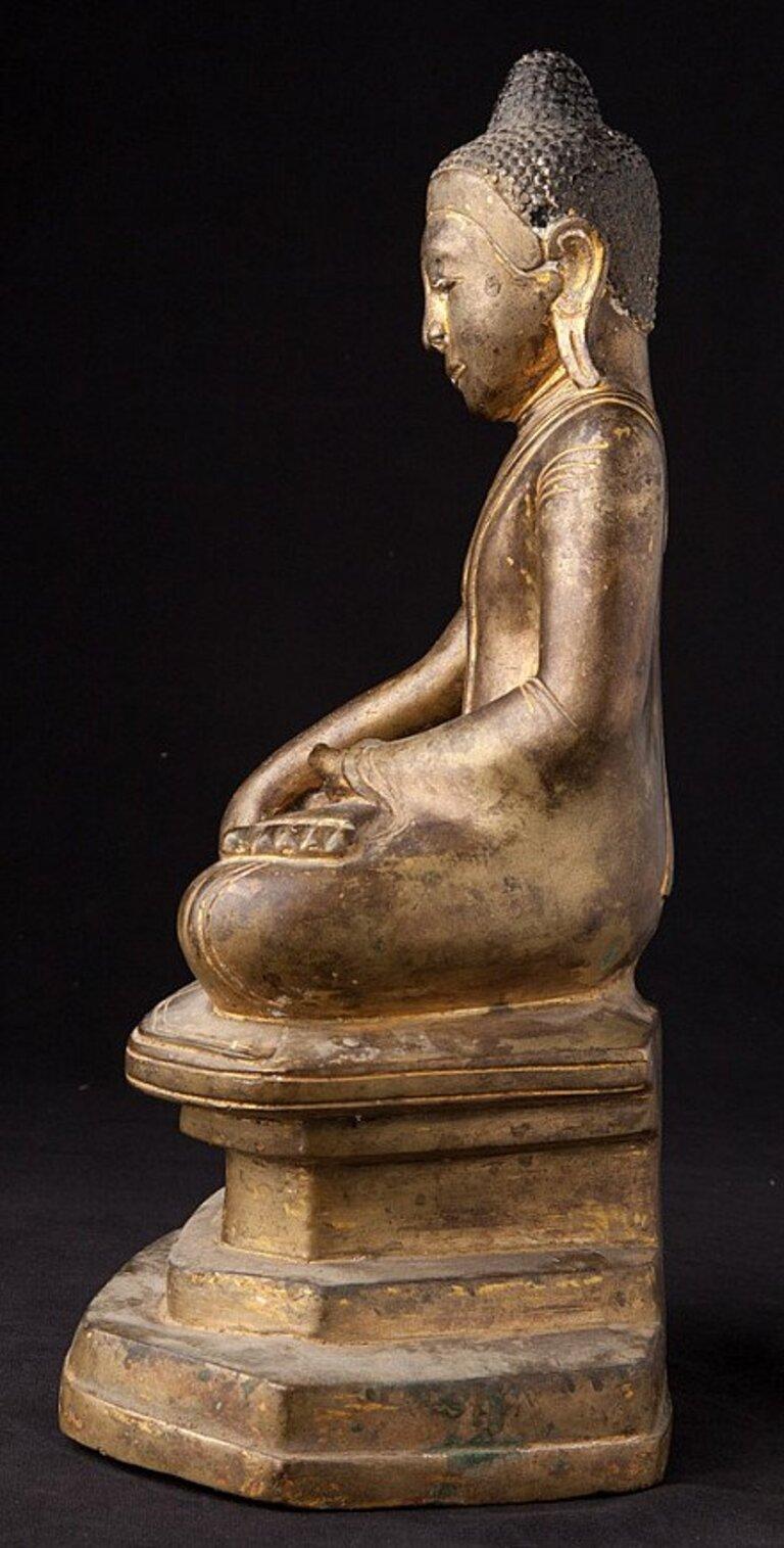 statue de Bouddha birman en bronze ancien provenant de Birmanie  Bouddhas originaux Bon état - En vente à DEVENTER, NL
