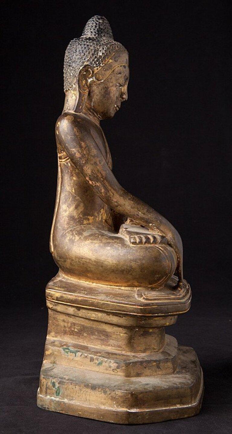 19th Century Antique bronze Burmese Buddha statue from Burma  Original Buddhas For Sale