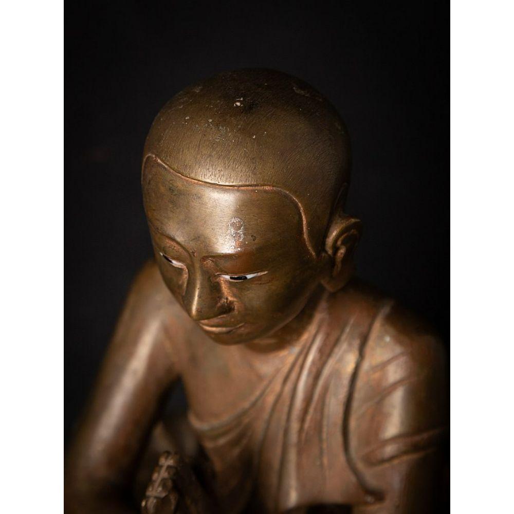Antique bronze Burmese Monk statue from Burma For Sale 9