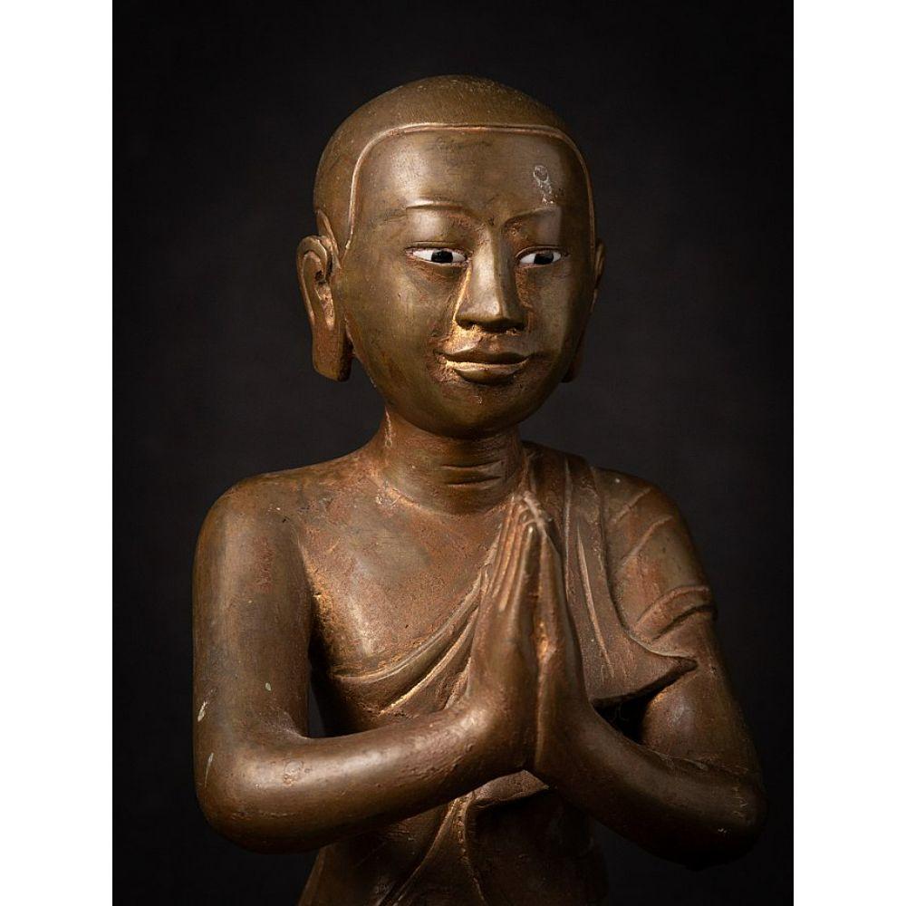 Antique bronze Burmese Monk statue from Burma For Sale 2