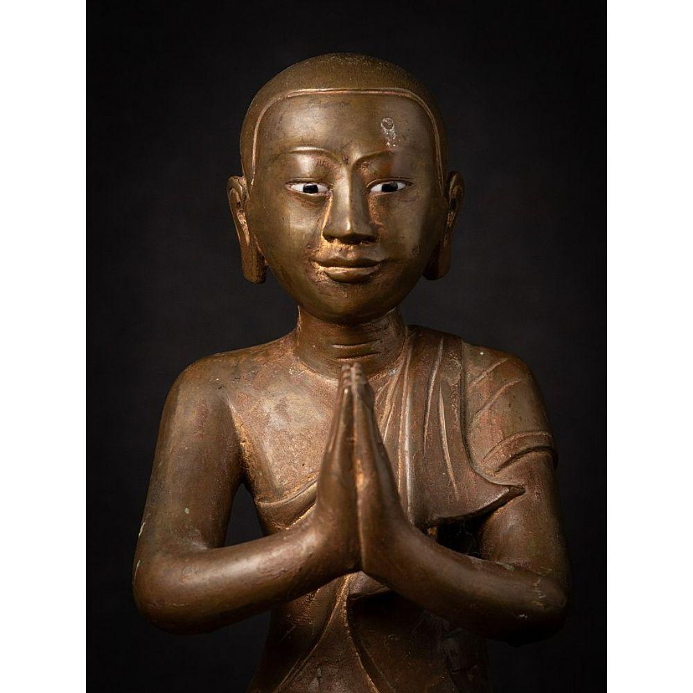 Antique bronze Burmese Monk statue from Burma For Sale 4