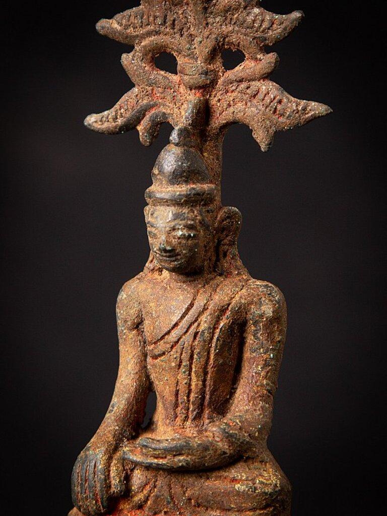 Antique Bronze Burmese Shan Buddha from Burma For Sale 7