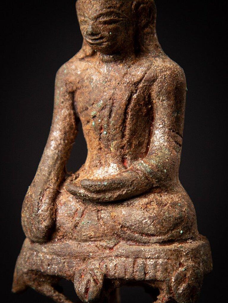 Antique Bronze Burmese Shan Buddha from Burma For Sale 14