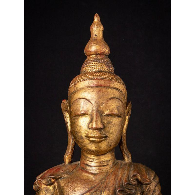 Antique Bronze Burmese Shan Buddha from Burma In Good Condition For Sale In DEVENTER, NL