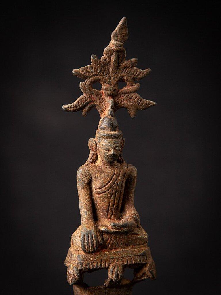 Antique Bronze Burmese Shan Buddha from Burma For Sale 2