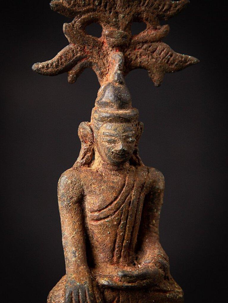Antique Bronze Burmese Shan Buddha from Burma For Sale 3