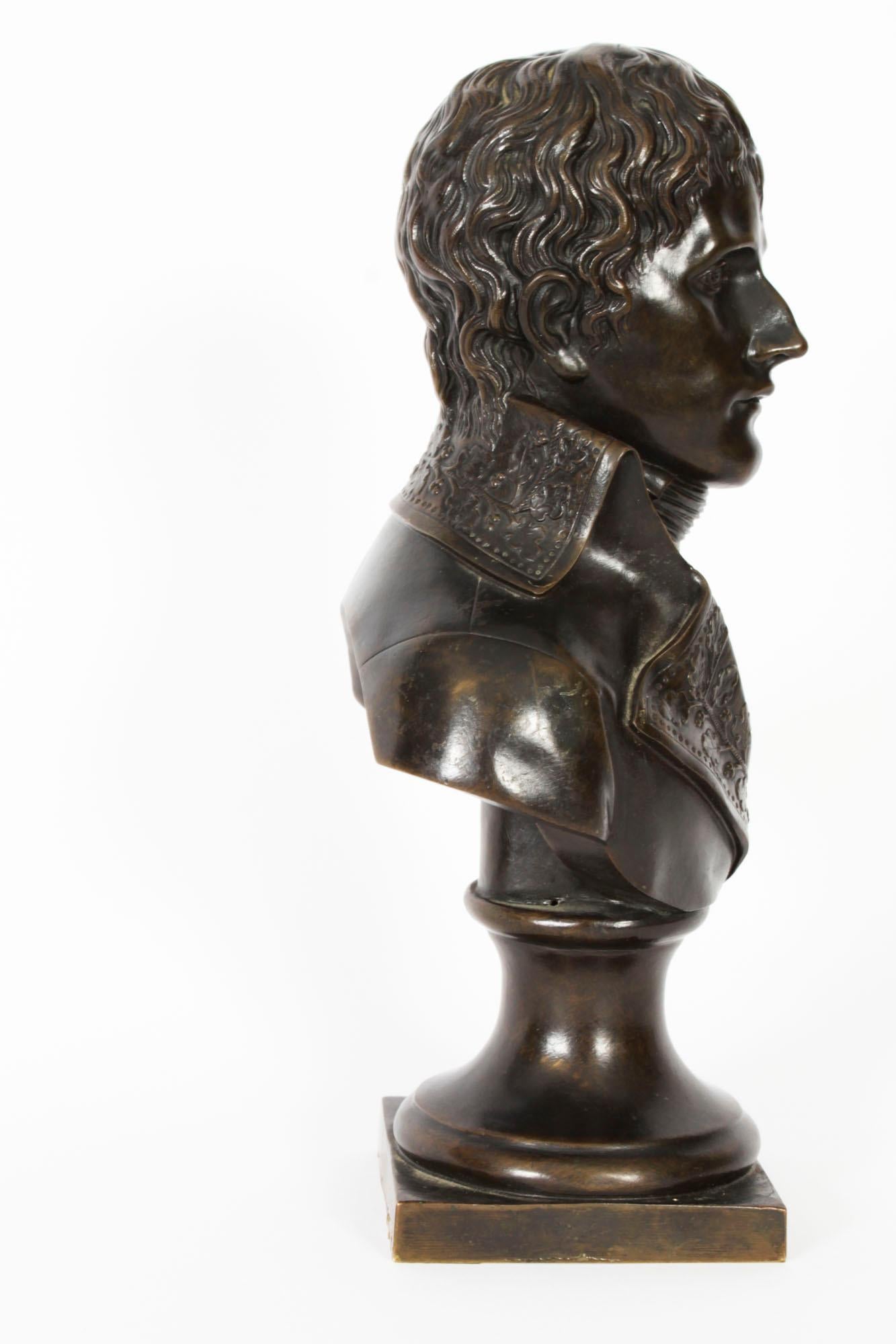 Antique Bronze Bust Napoleon Bonaparte as First Consul 19th Century For Sale 4