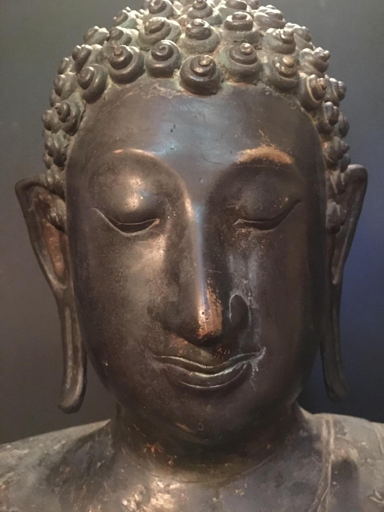 Ming Antique Bronze Bust of Buddha, Thailand Ayutthaya, circa 18th Century For Sale