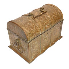 Cassapanca in bronzo antico