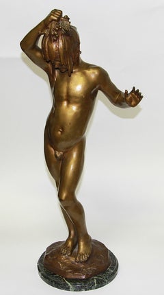 Sculpture d'enfants nus en bronze ancien avec raisins, d'après Paul Ponsard