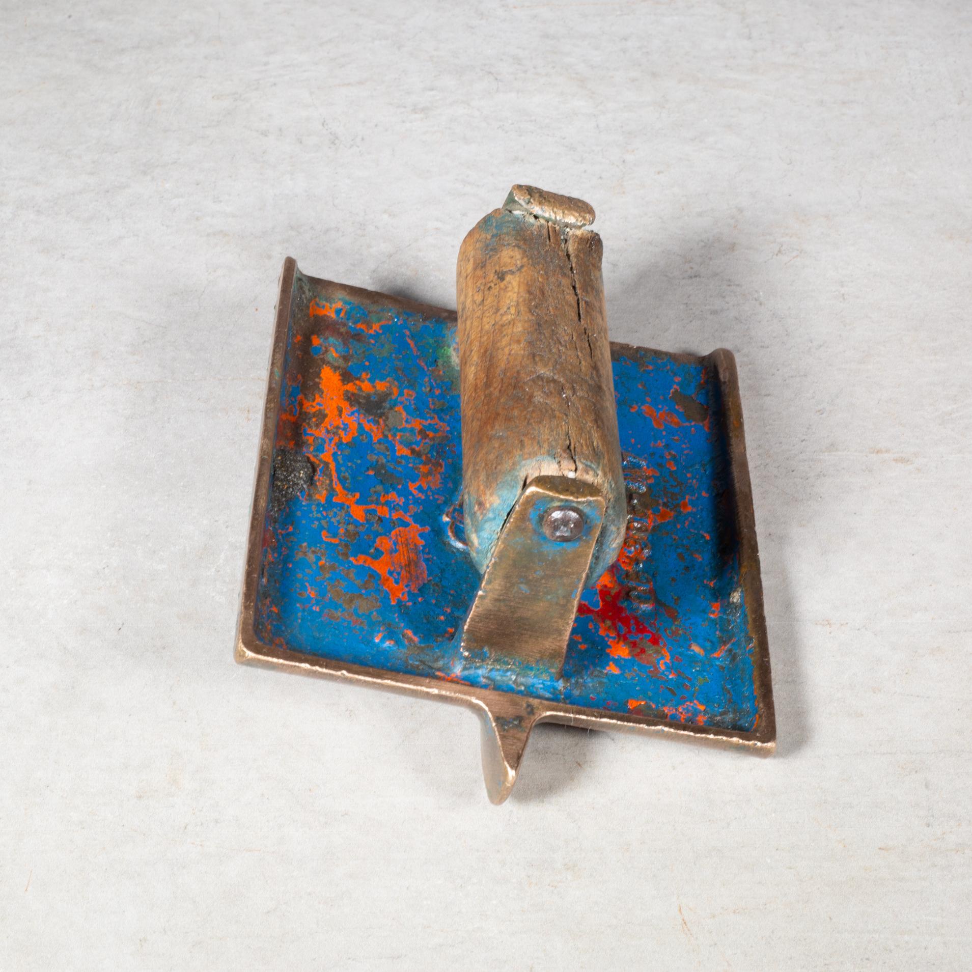 Antike Bronze Betonkantenformer im Angebot 1