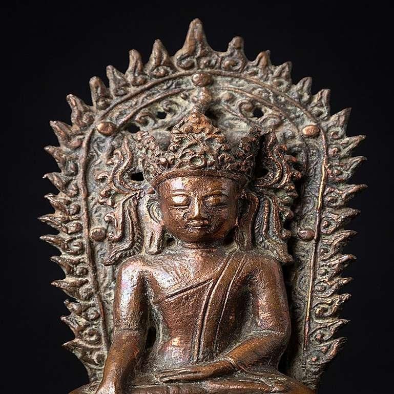 Antique Bronze Crowned Arakan Buddha from Burma For Sale 4