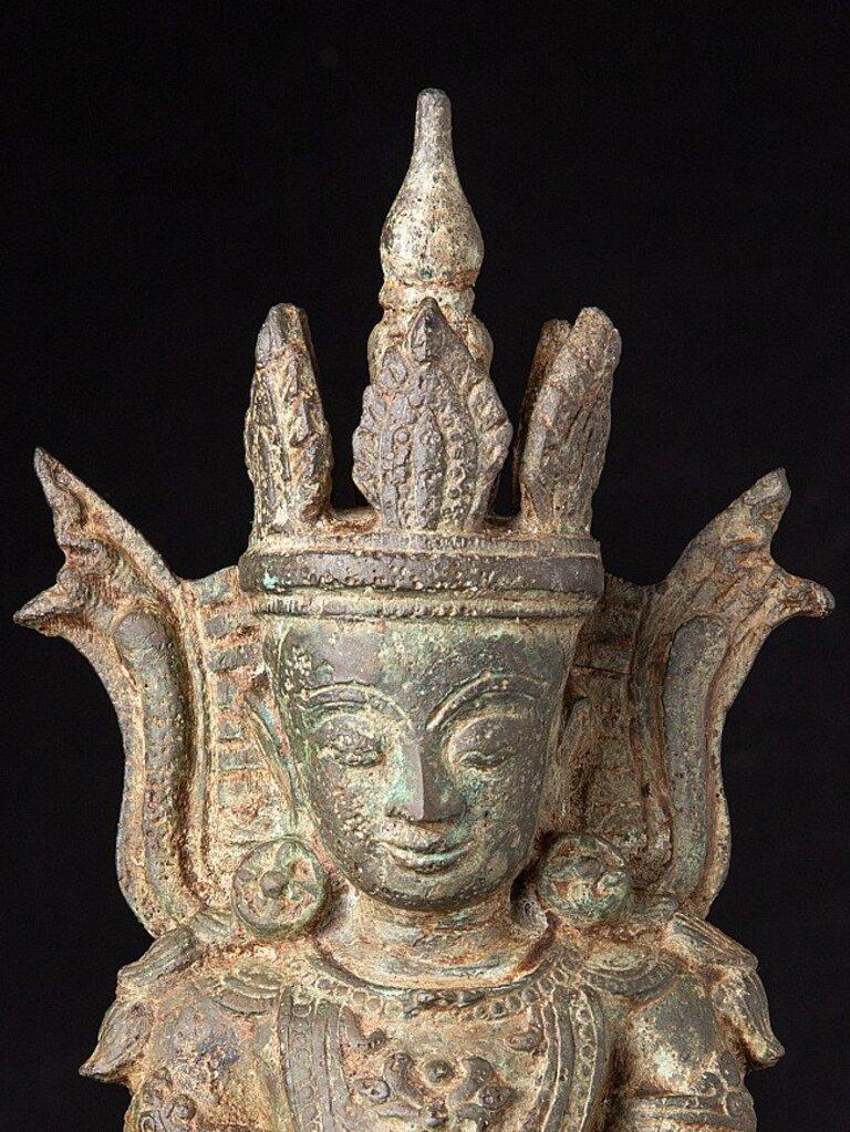 Antique Bronze Crowned Buddha Statue from Burma For Sale 6