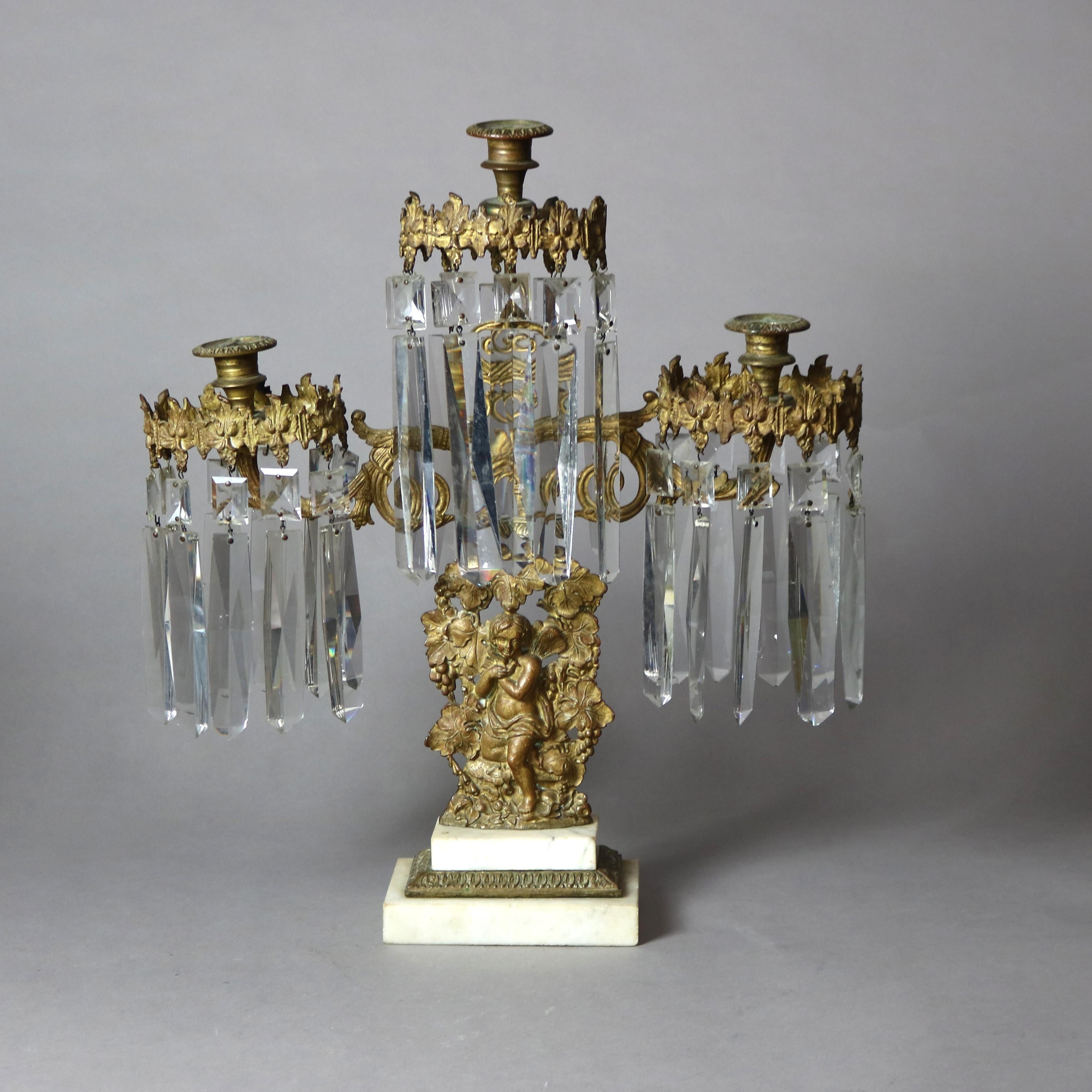 Antiguo Juego de Girándulas Figurales de Bronce, Cristal y Mármol con Querubines C1890

Medidas: 1 + 3 - 16,75