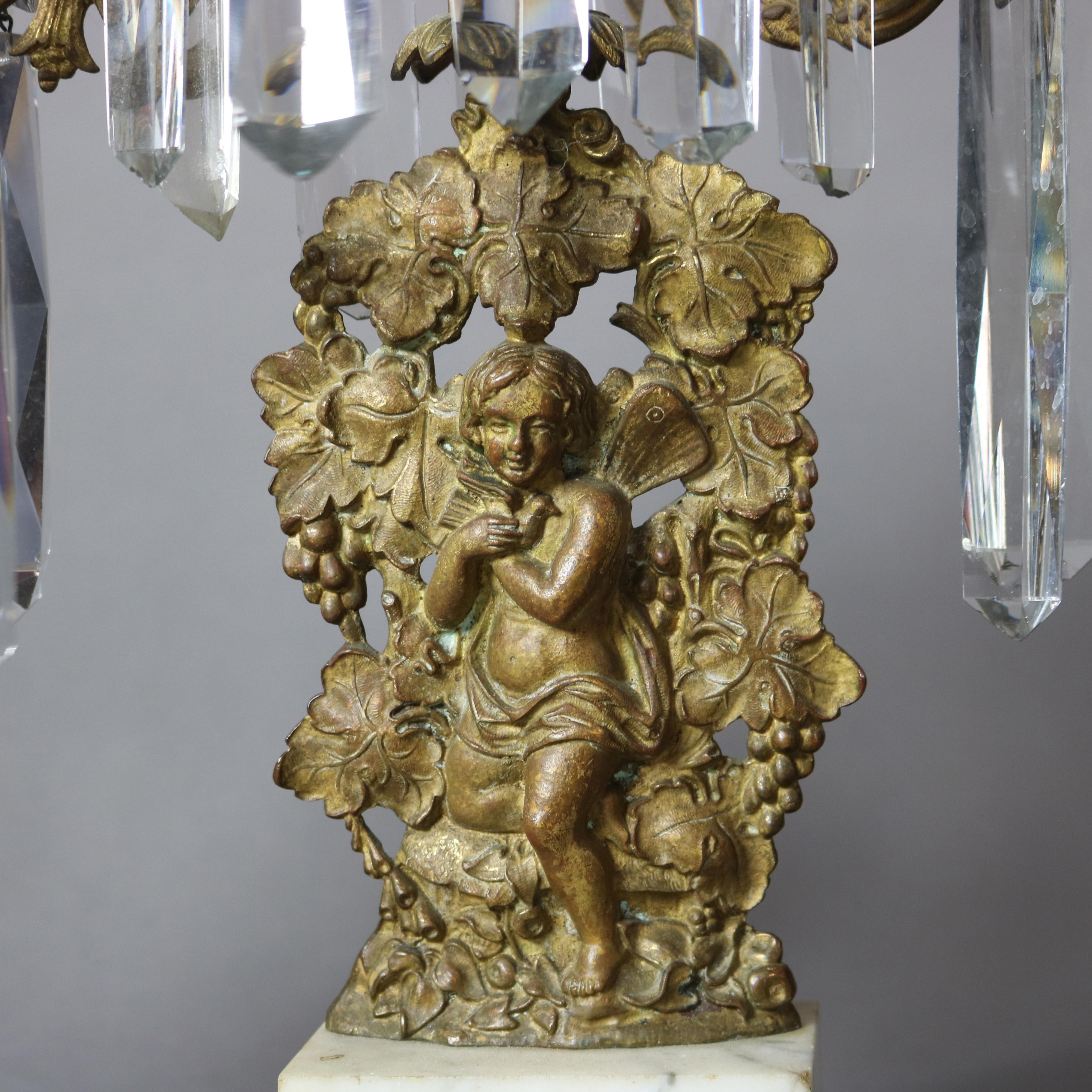 Antiguo Juego de Girándulas Figurales de Bronce, Cristal y Mármol con Querubines C1890 en venta 4