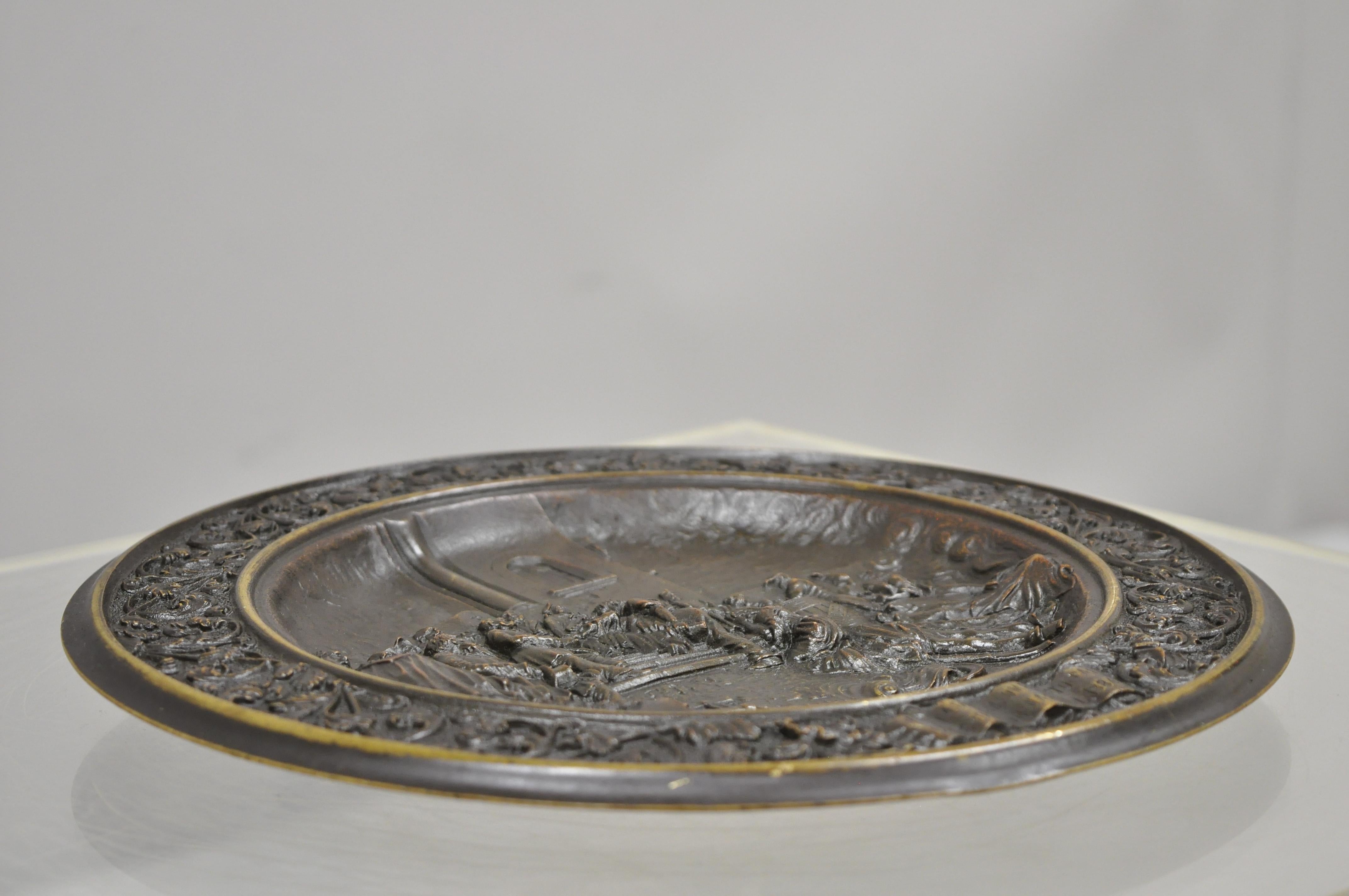 Antique Bronze Dish Plaque King Umberto Visiting Cholera Hospital Naples, 1884 For Sale 4