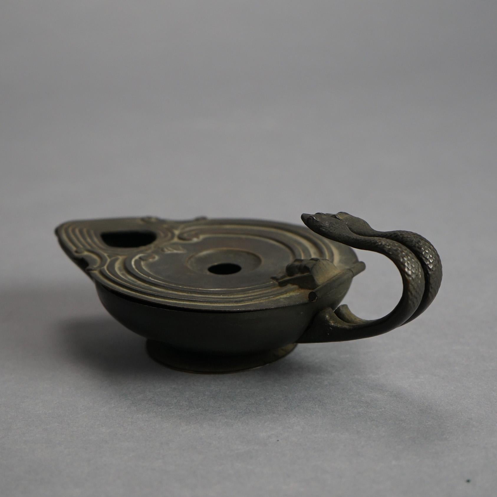Lampe à doigt néo-égyptienne ancienne en bronze, c1870 Bon état - En vente à Big Flats, NY