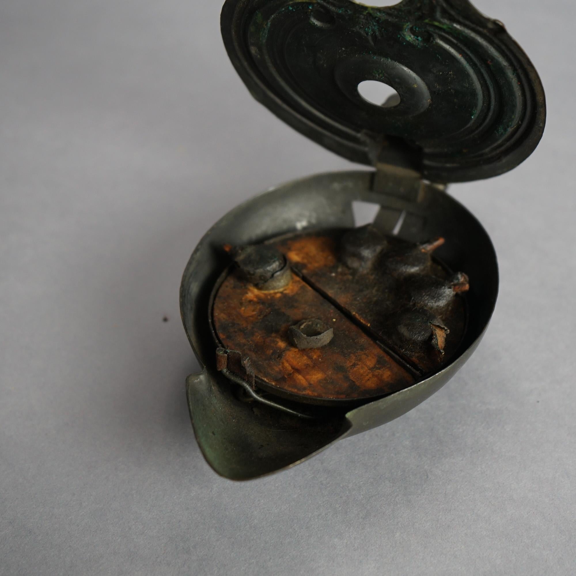Bronze Lampe à doigt néo-égyptienne ancienne en bronze, c1870 en vente