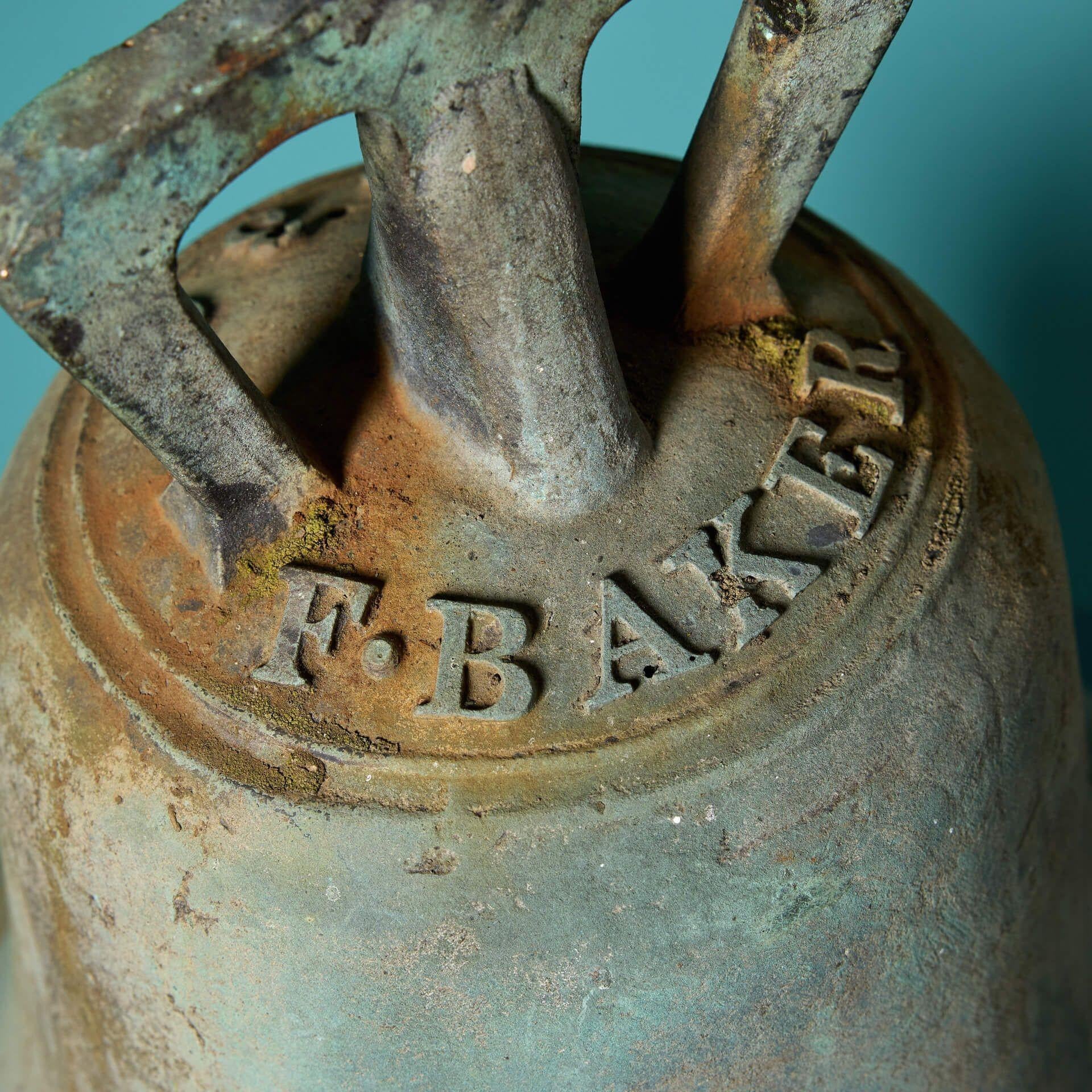 Georgiano Campana inglese in bronzo antico in vendita
