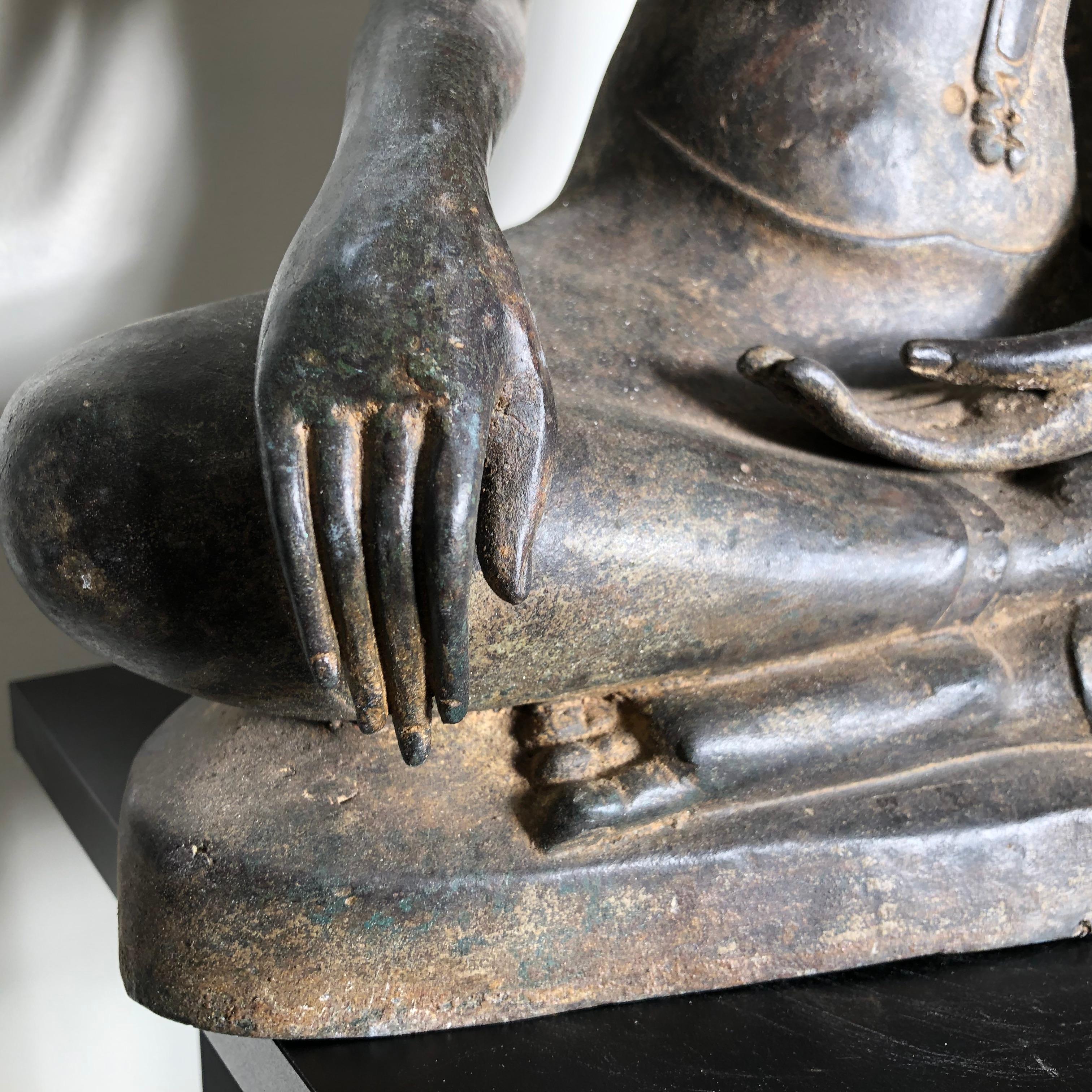 Antique Bronze Enlightenment Buddha , 200 Years Old 3