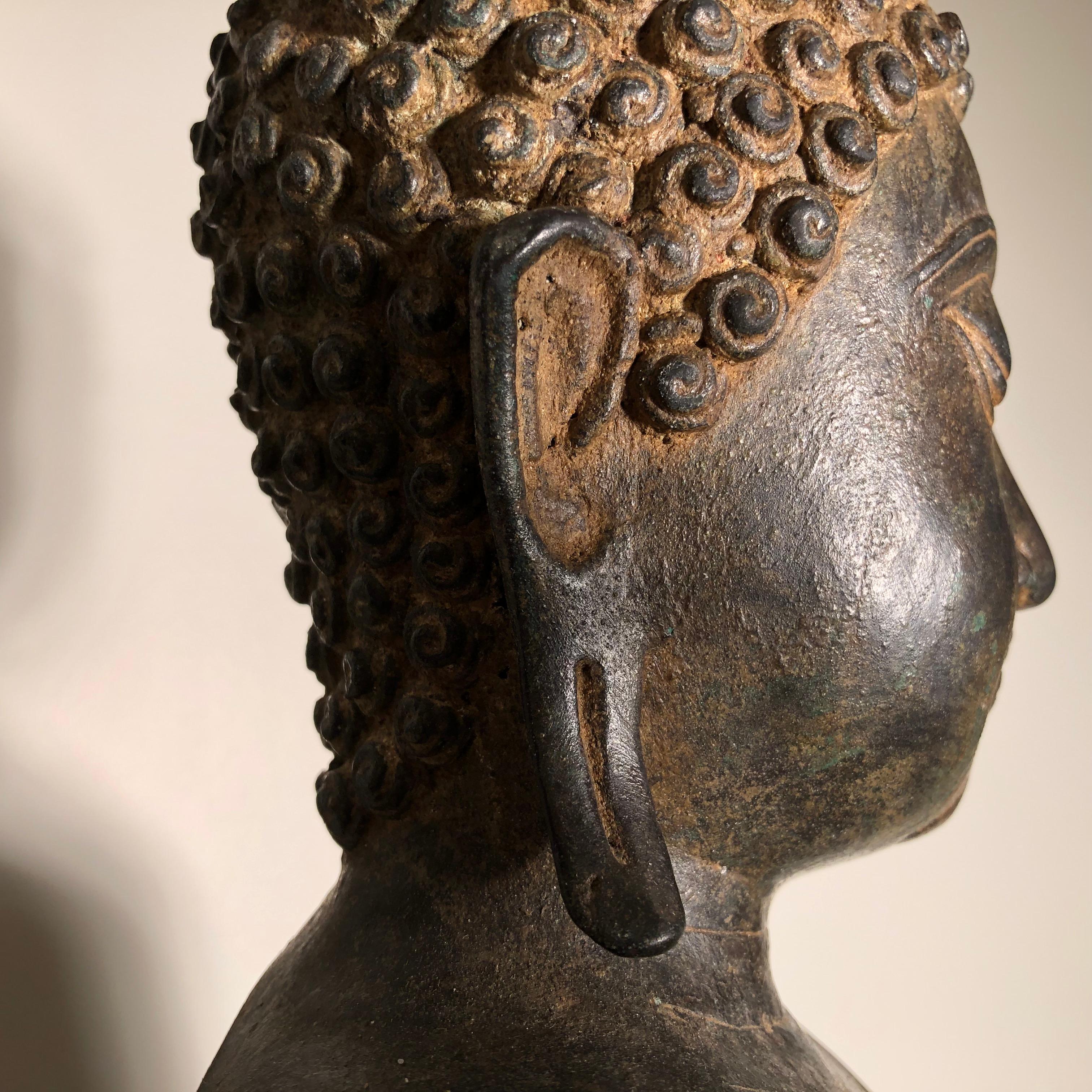 Antique Bronze Enlightenment Buddha , 200 Years Old 4