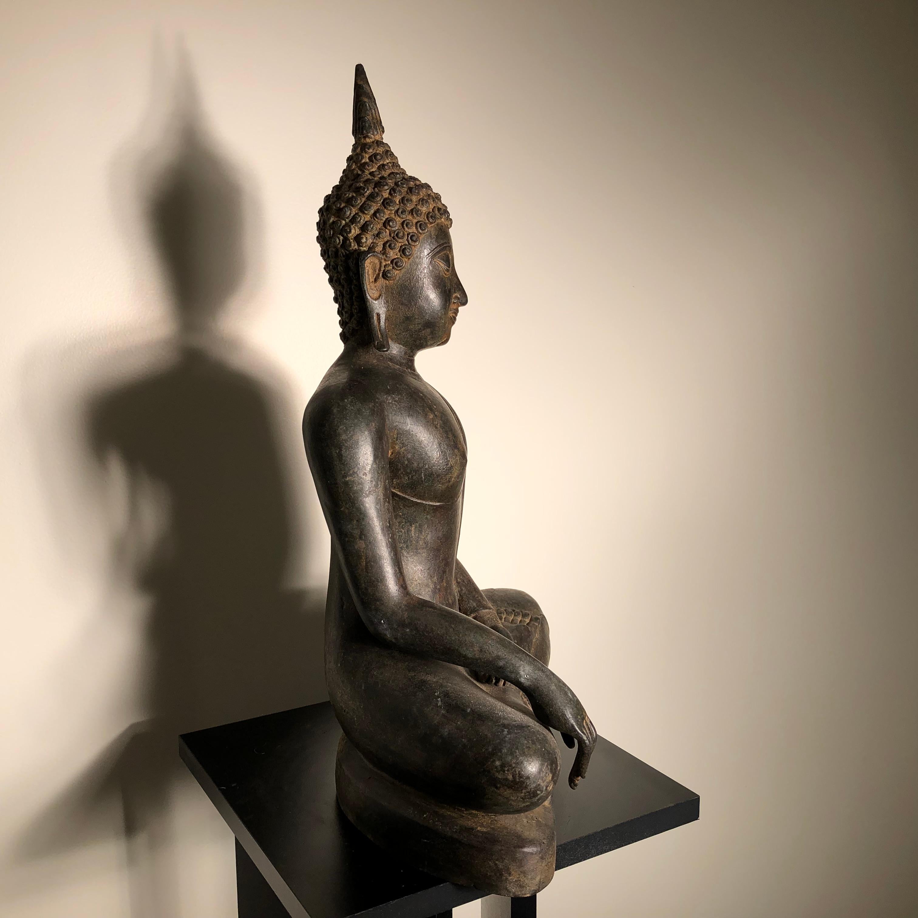 Thai Antique Bronze Enlightenment Buddha, 200 Years Old