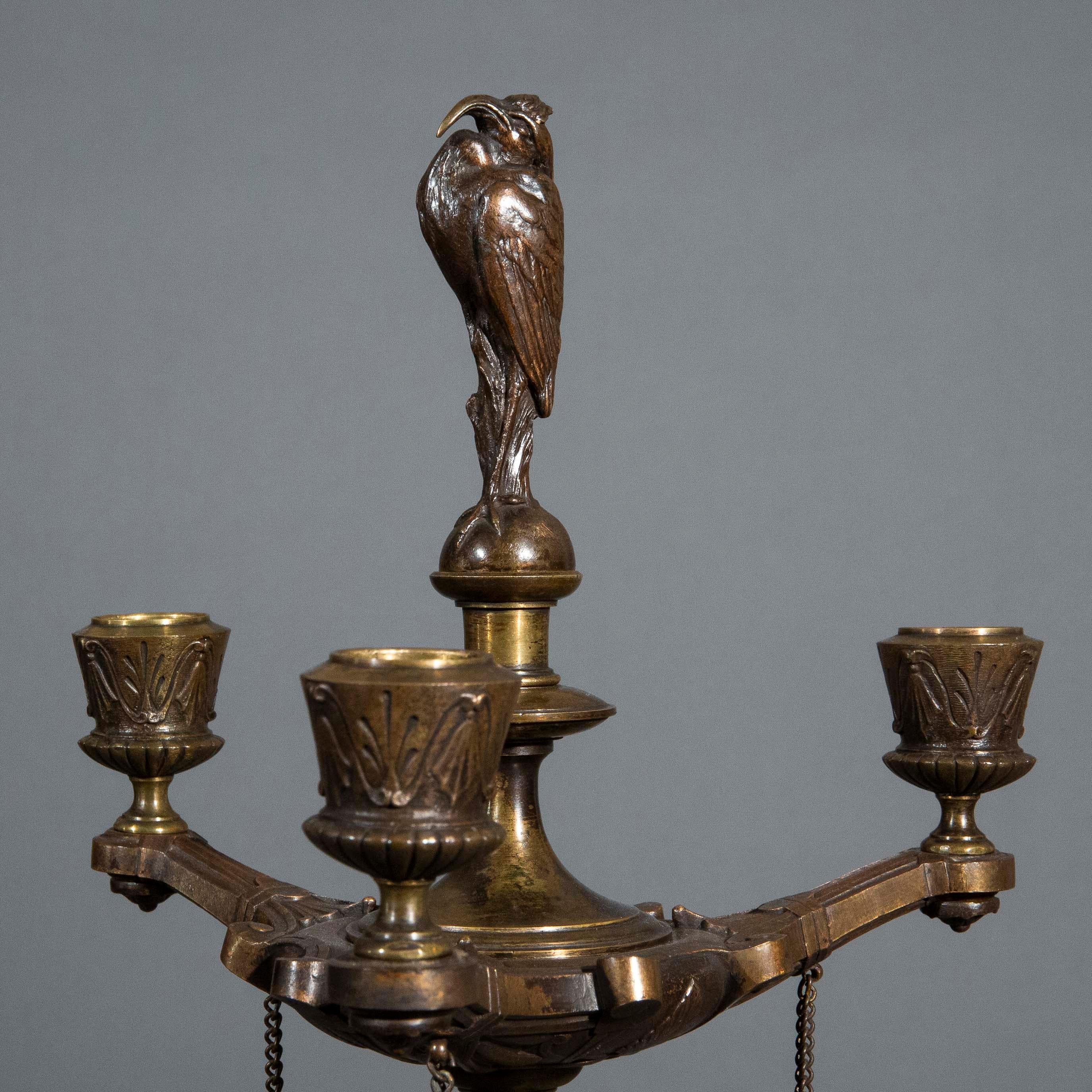 Candélabre étrusque ancien en bronze 19ème siècle en vente 5