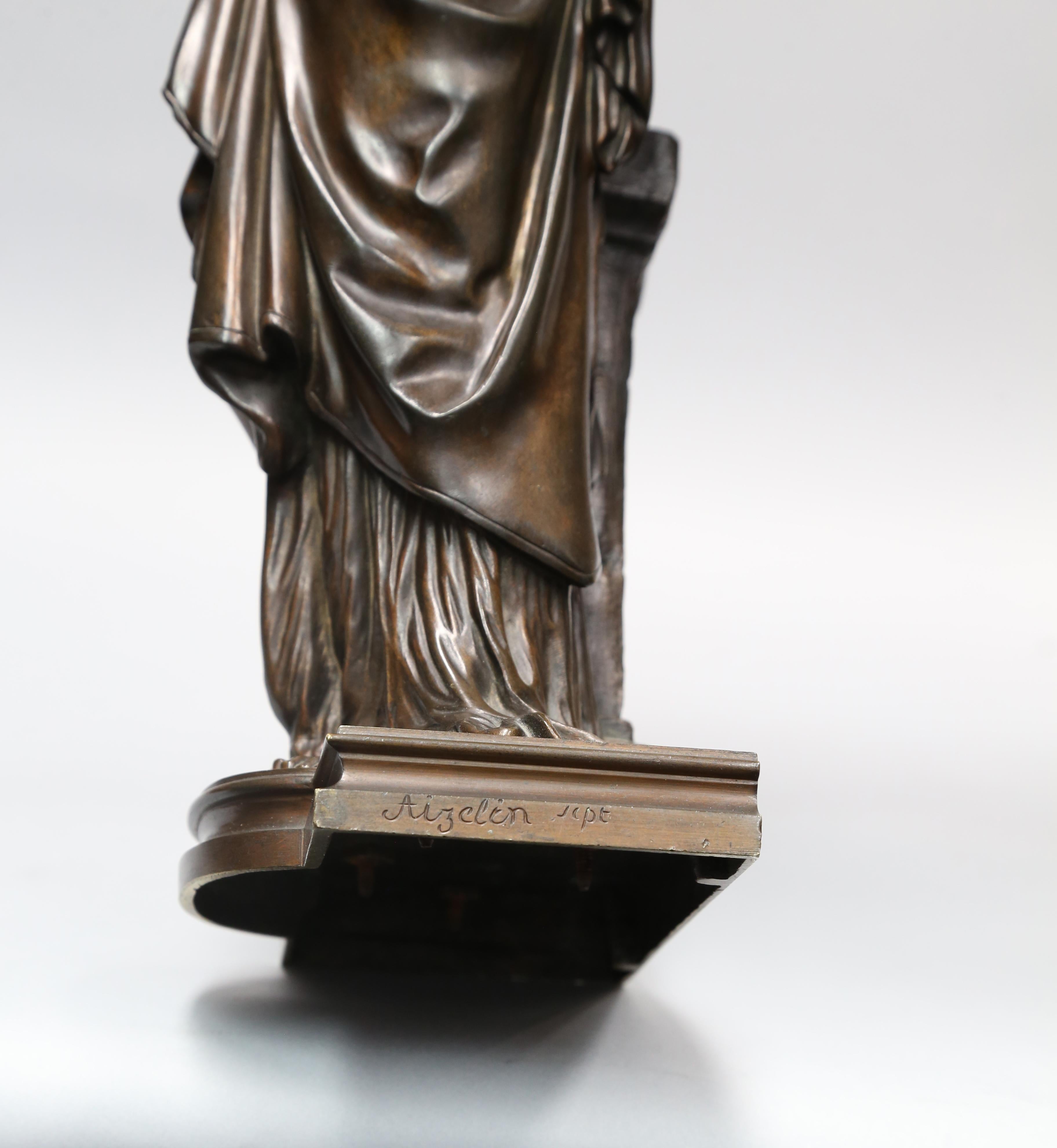 Antike Bronzeskulptur einer weiblichen Skulptur von Eugene Antoine Aizelin, 19. Jahrhundert, Frankreich (Gegossen) im Angebot
