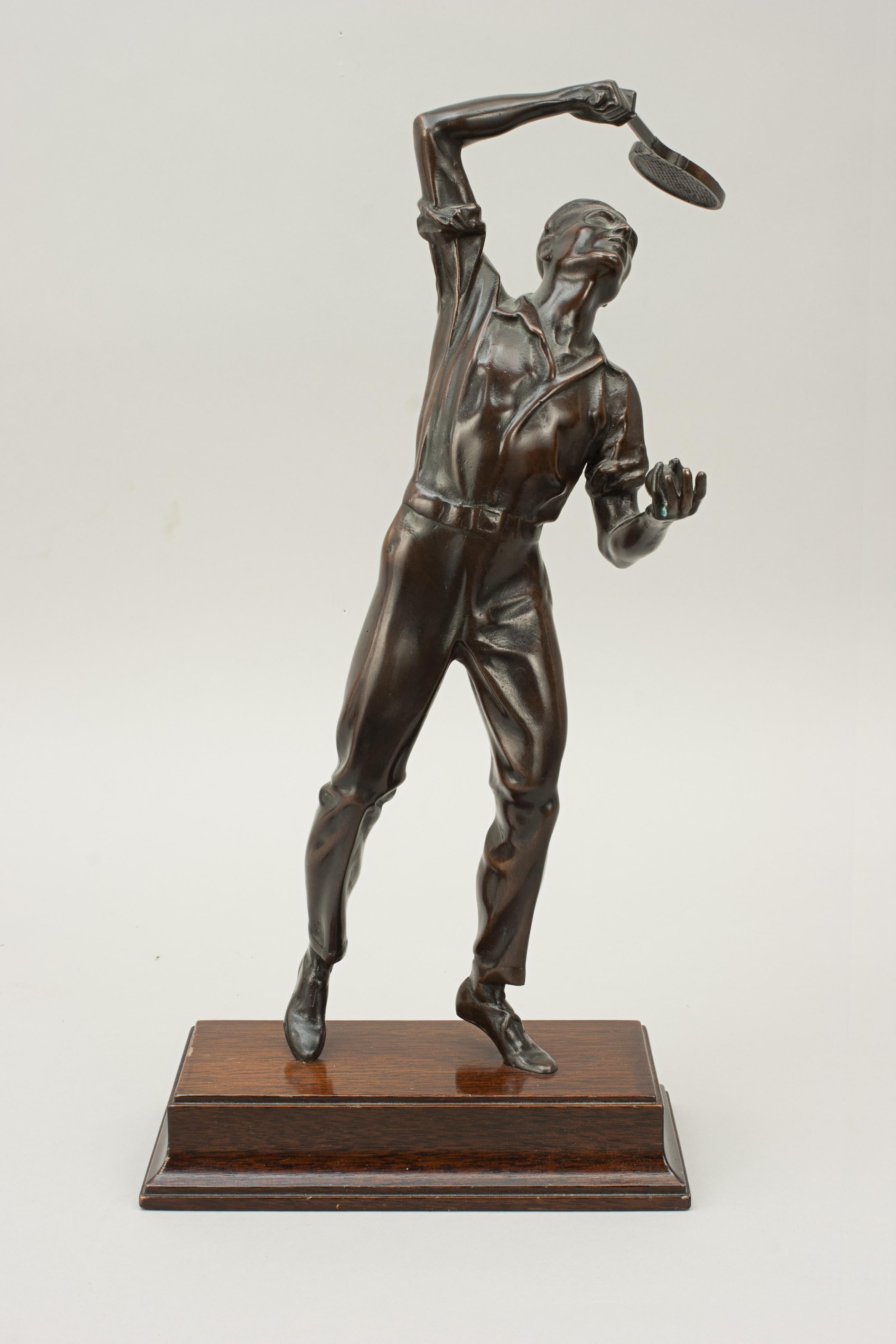 Antique Bronze Figure of a Tennis Player In Good Condition For Sale In Oxfordshire, GB