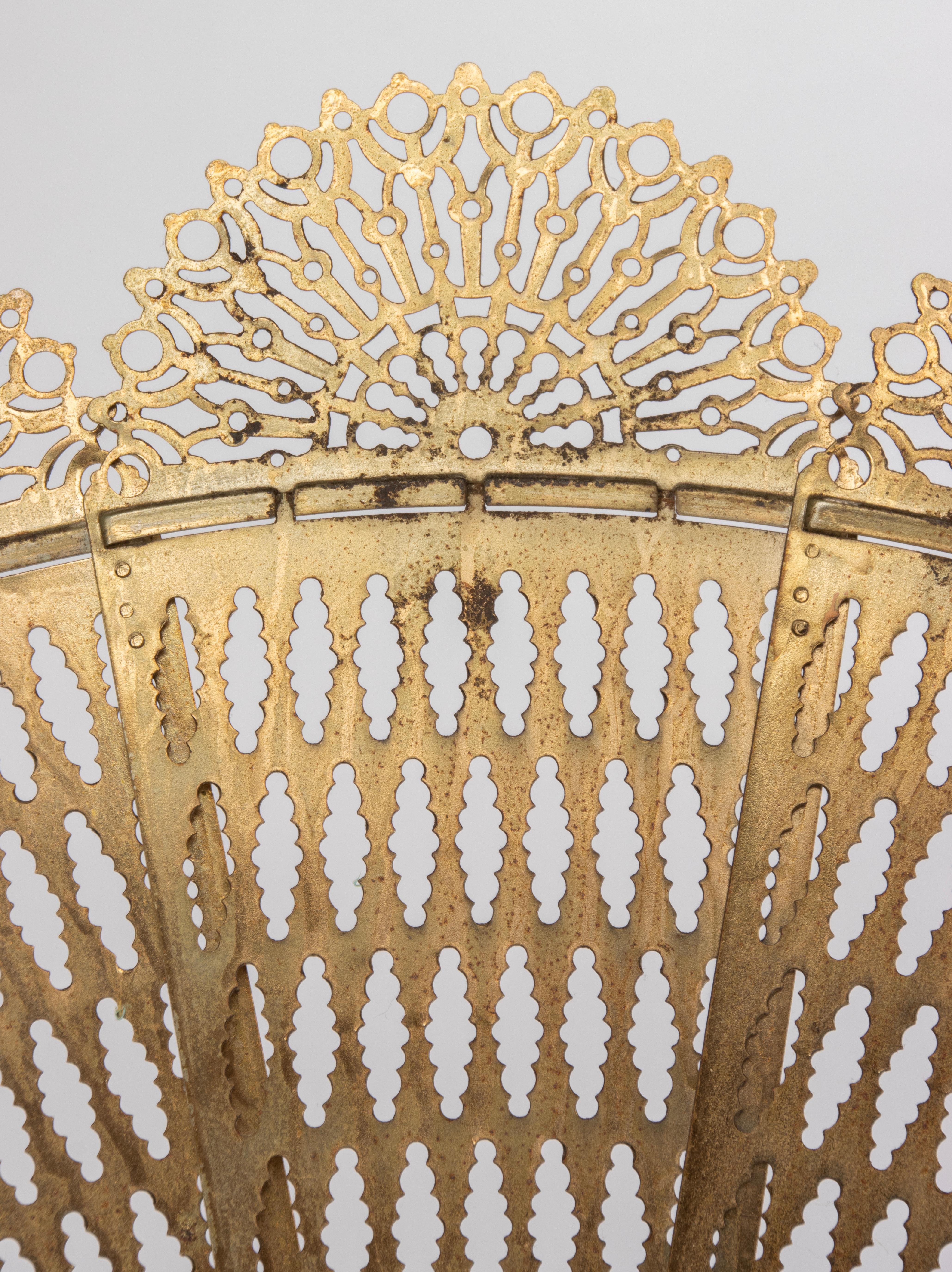 Paravent de cheminée en bronze antique - Peacock Fan en vente 5