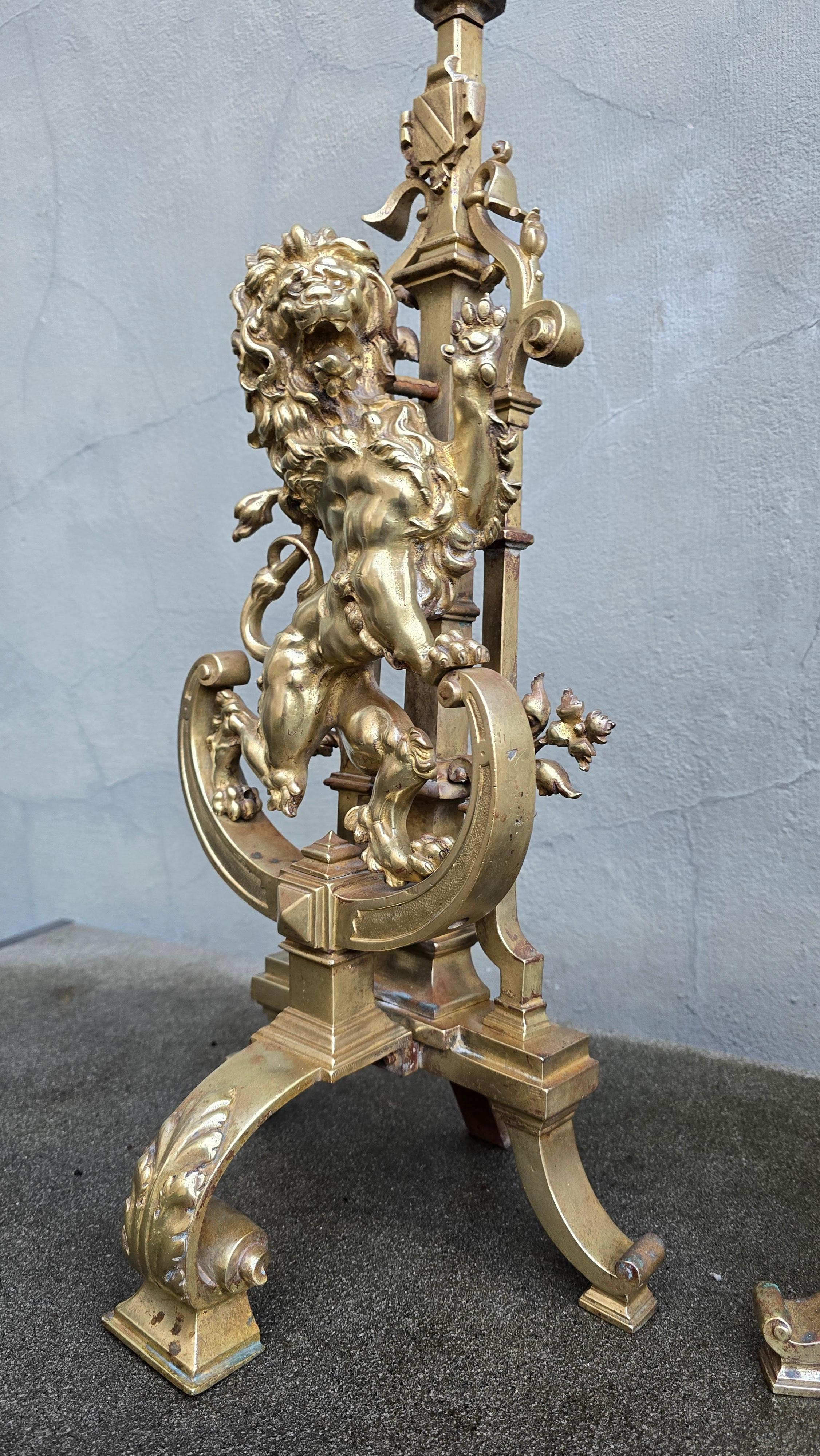 Set di caminetti in bronzo antico con androni a forma di Majestic Lion Chenet in vendita 5
