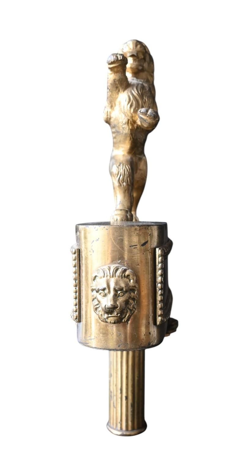 Autre Épi de mât en bronze ancien - Lion rampant (Belgique, fin du 19e siècle) en vente