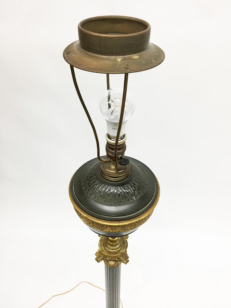 Antike niederländische Stehlampe aus Bronze, um 1870 (Vergoldet) im Angebot