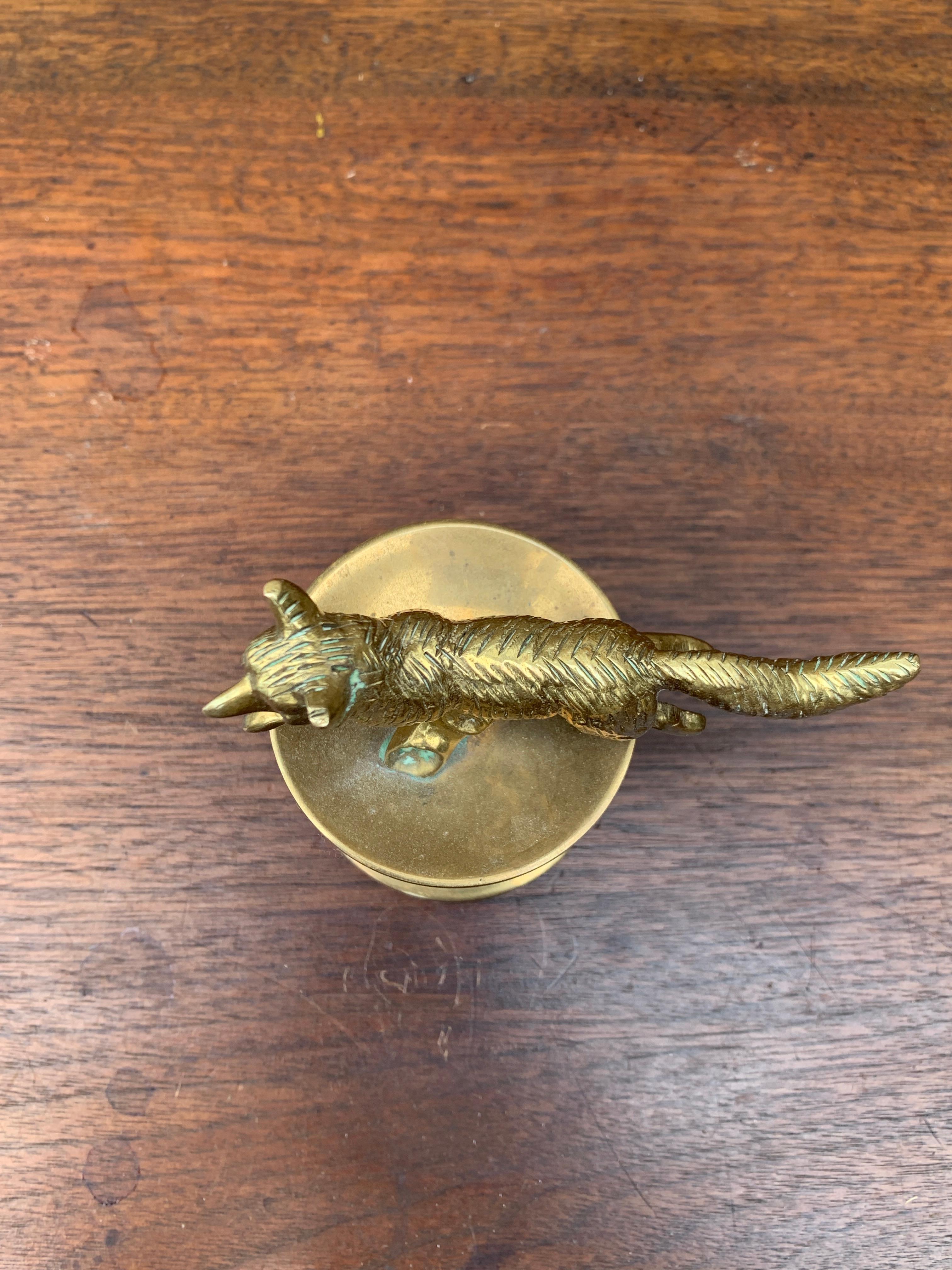 Antiker Bronze-Fuchsstempel-Rollhalter, frühes 20. Jahrhundert im Angebot 4