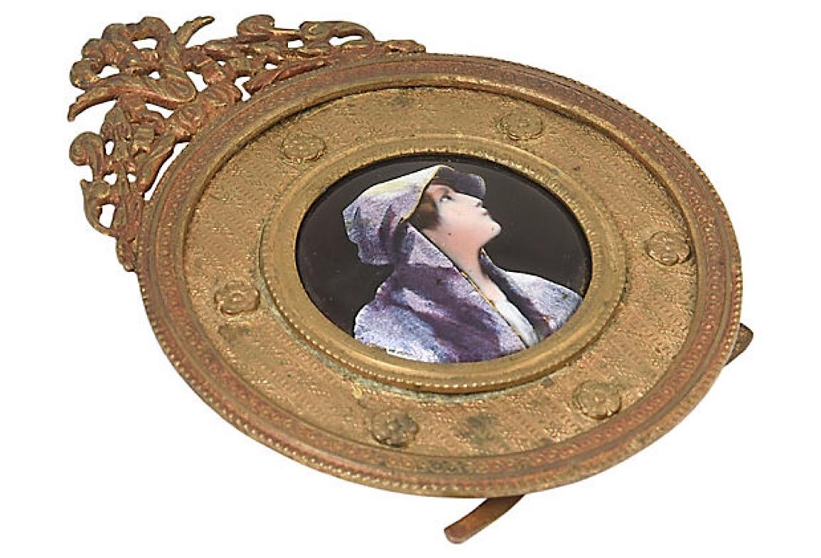 Bronce Antiguo Enmarcado Esmalte Retrato de Mujer Niña en venta 5