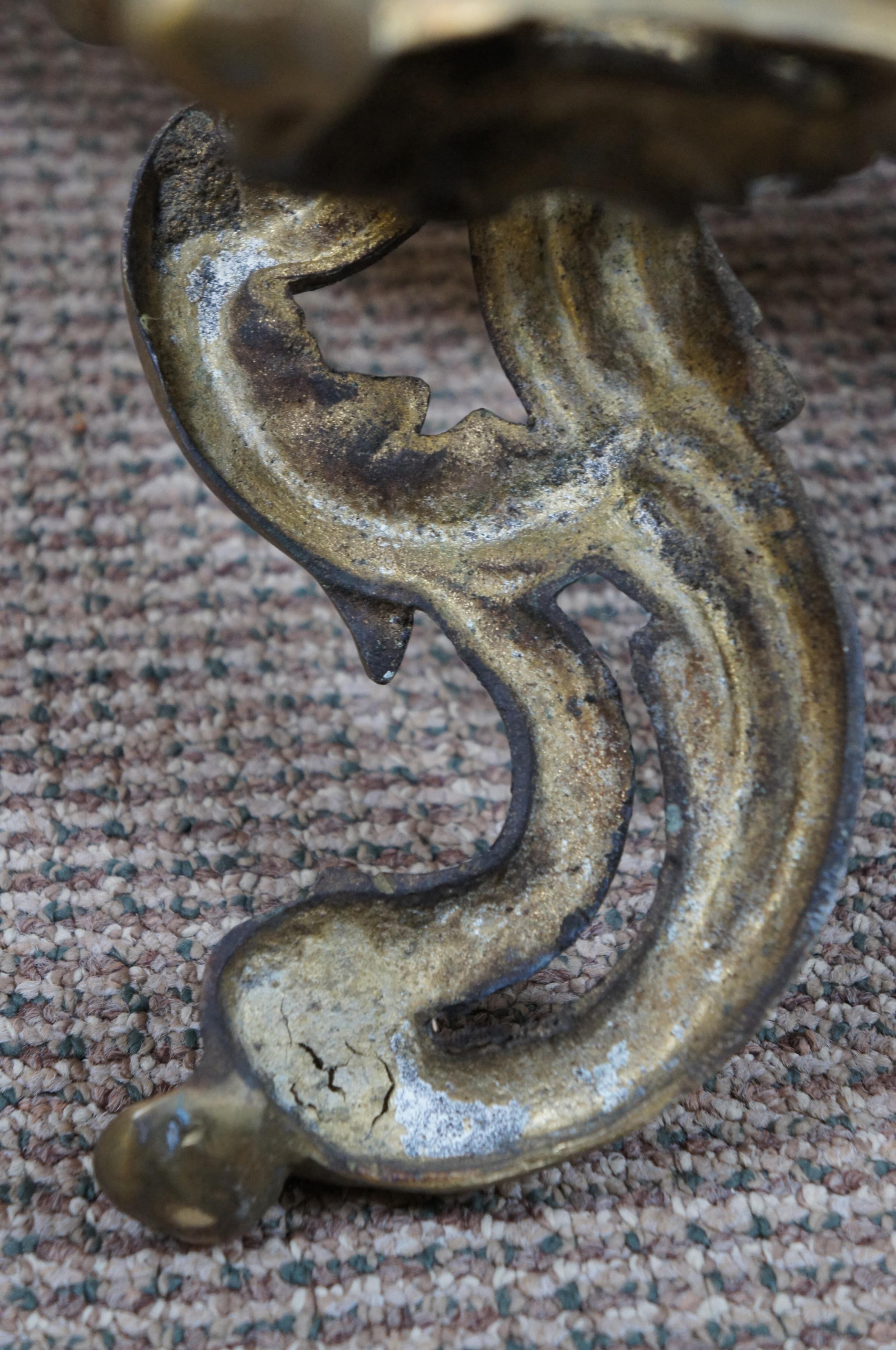 Antiker französischer Kaminschirmschutz aus Bronze im Barock-Rokoko-Stil mit Herzgeschirr aus Bronze im Angebot 6