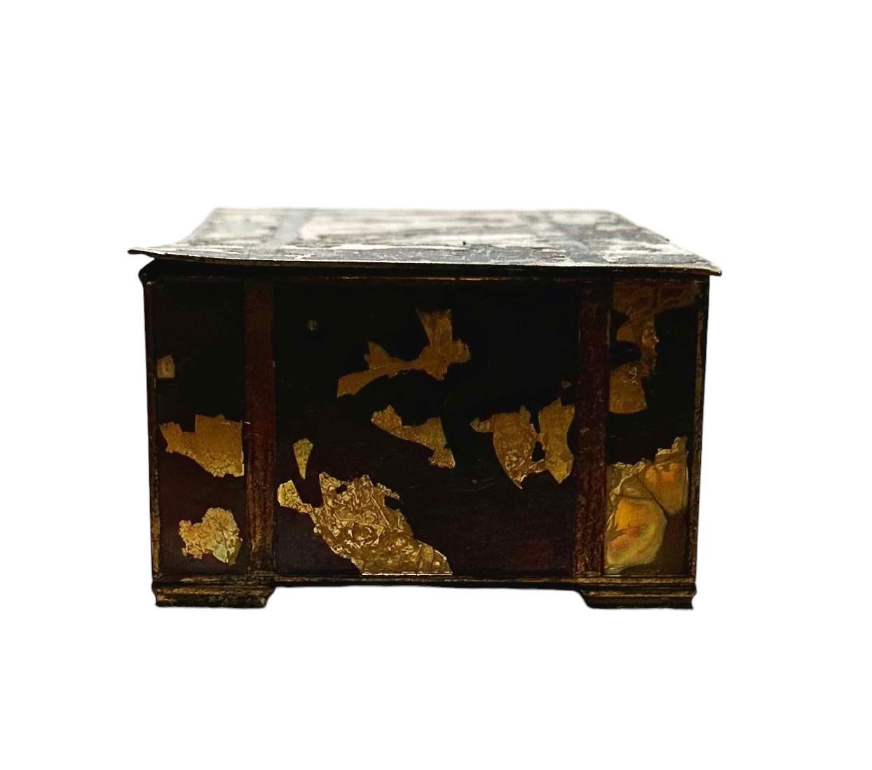 Caja Alemana de Bronce Antiguo en venta 5