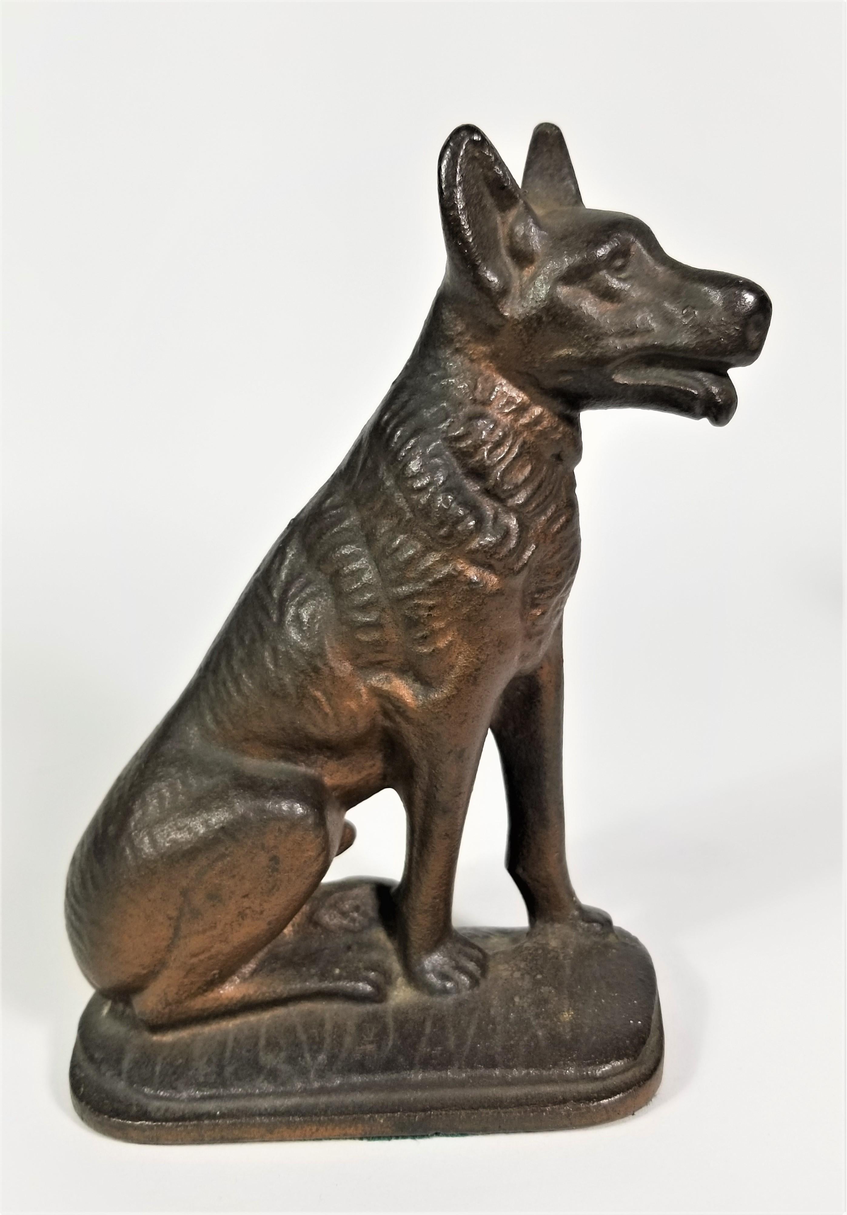 Serre-livres allemands Shepard en bronze antique en vente 6