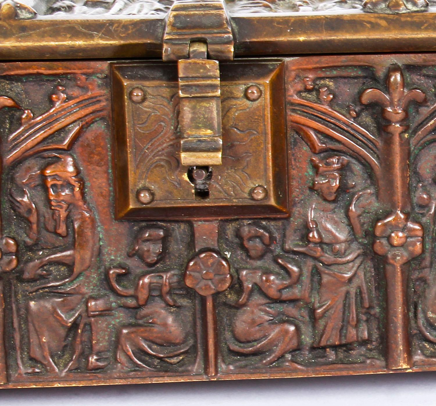 This is a magnificent exceptional quality antique Gothic Revival religious ecclesiastical bronze casket / jewellery box, bearing the makers mark on the underside, AFC in a hexagon, for Adolph Frankau & Co, London, and circa 1880 in date.

This