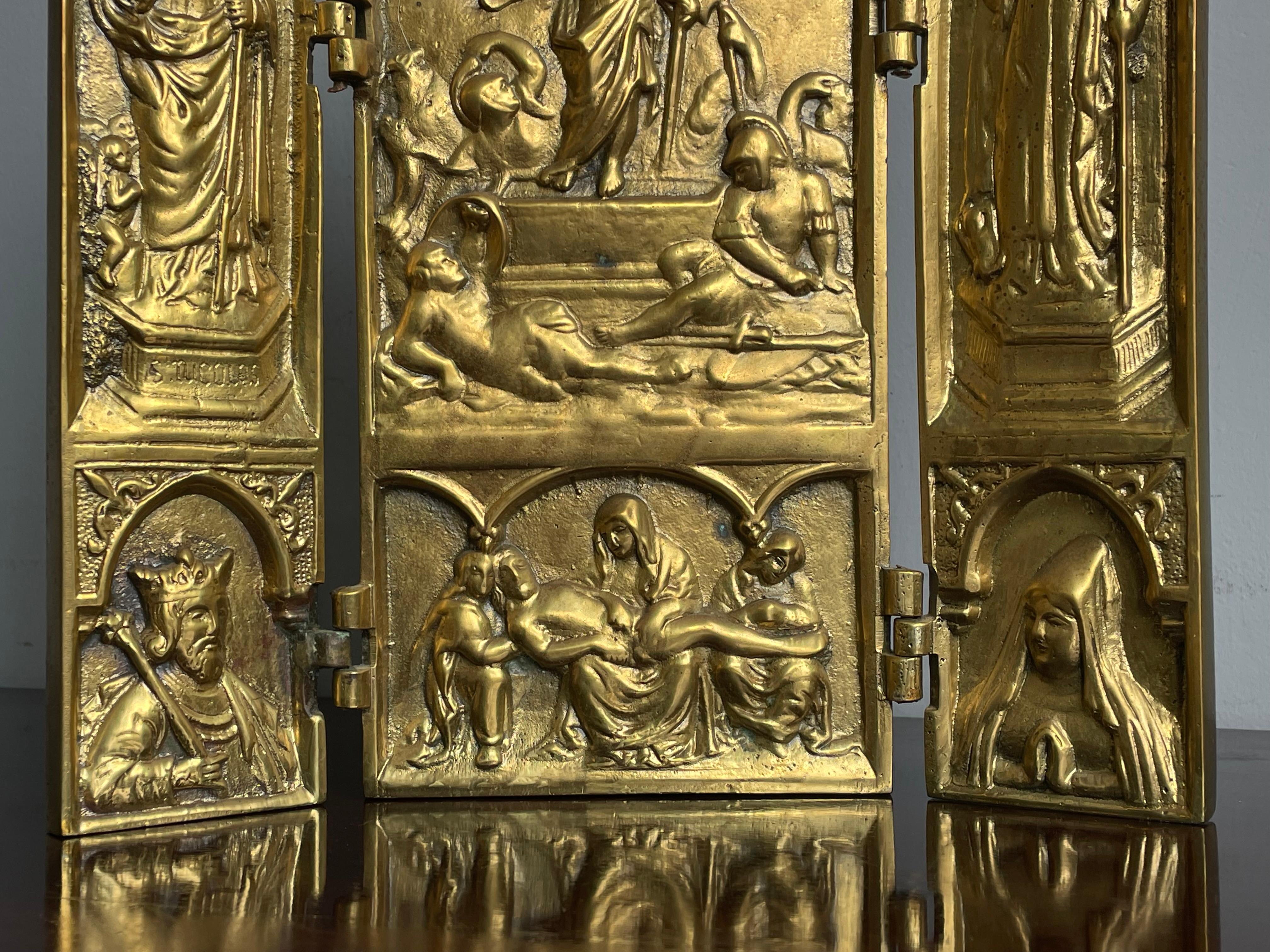 Antiguo Bronce Gótico Renacimiento Religioso Tríptico Hogar Santuario Resurrección Jesús Renacimiento gótico