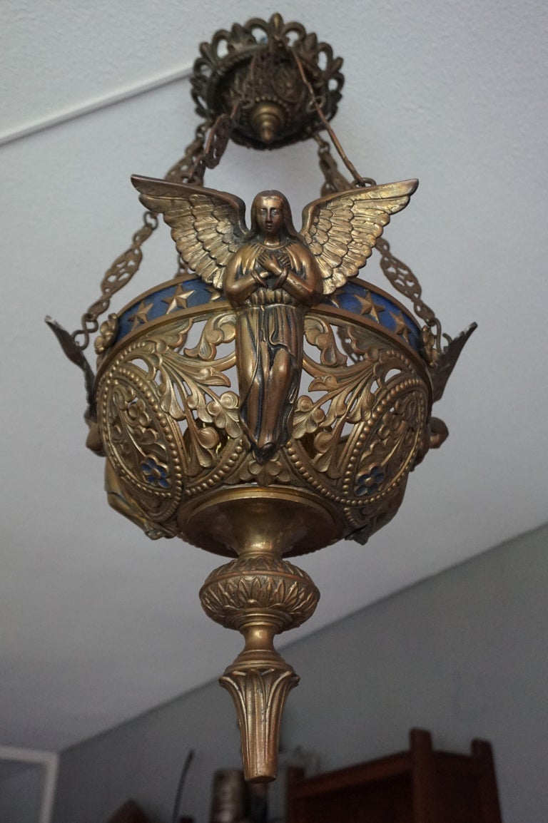 Antique Bronze Gothic Sanctuary Lamp / Church Candle Pendant w. Angel Sculptures In Excellent Condition In Lisse, NL