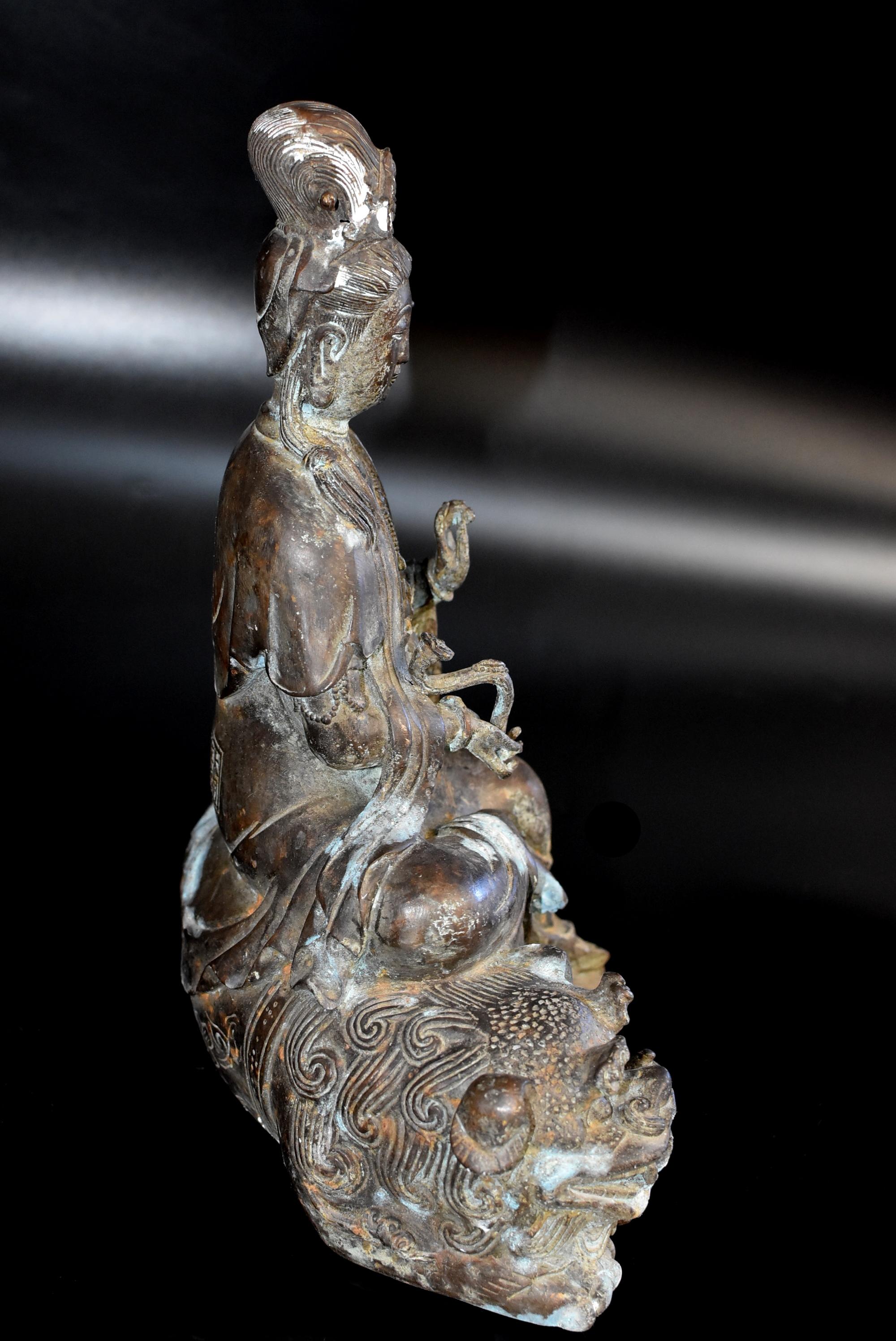 Antique Bronze Guan Yin Buddha Statue on Foo Dog 7
