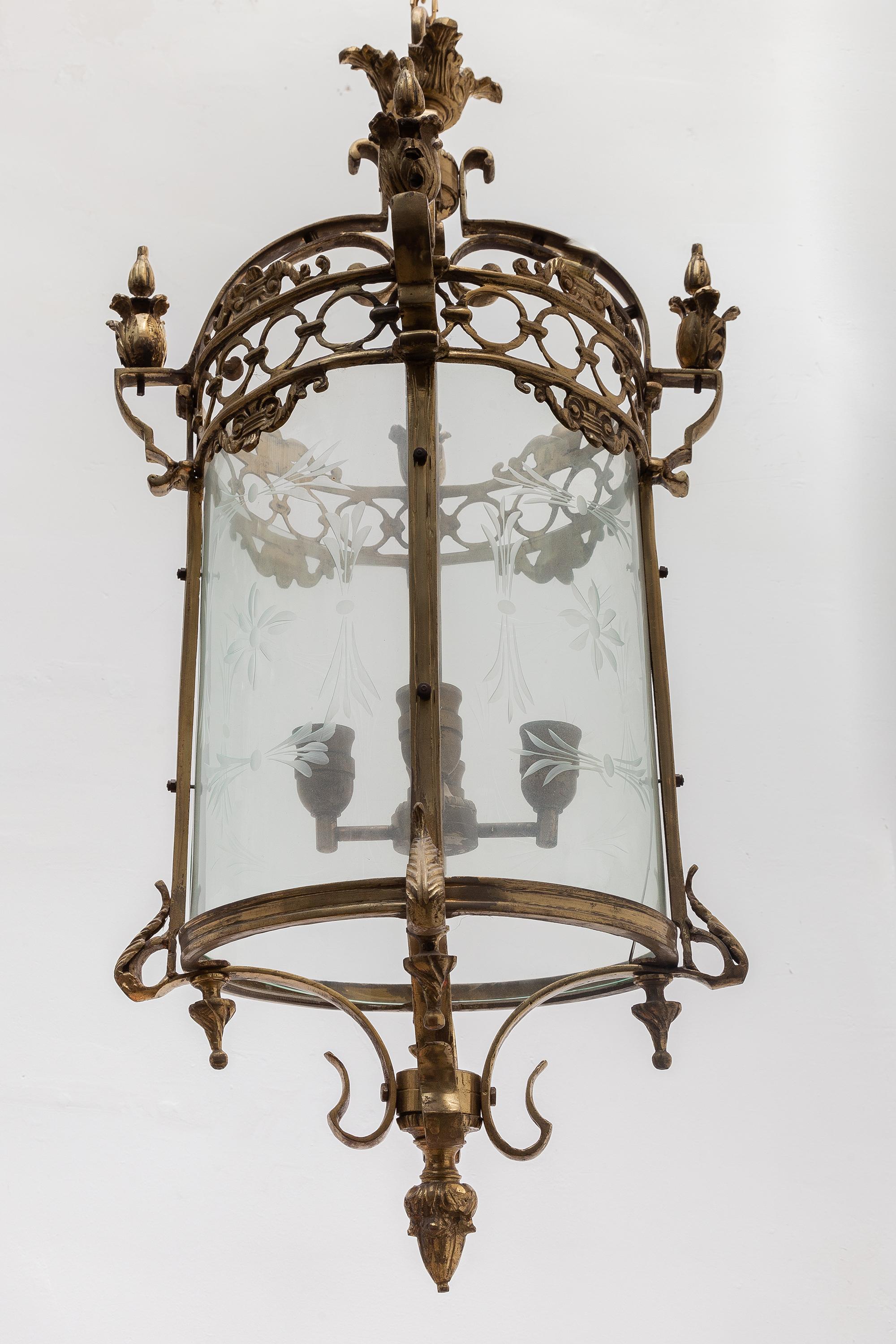 Antique Bronze Hall Lantern, France In Good Condition For Sale In Antwerp, BE