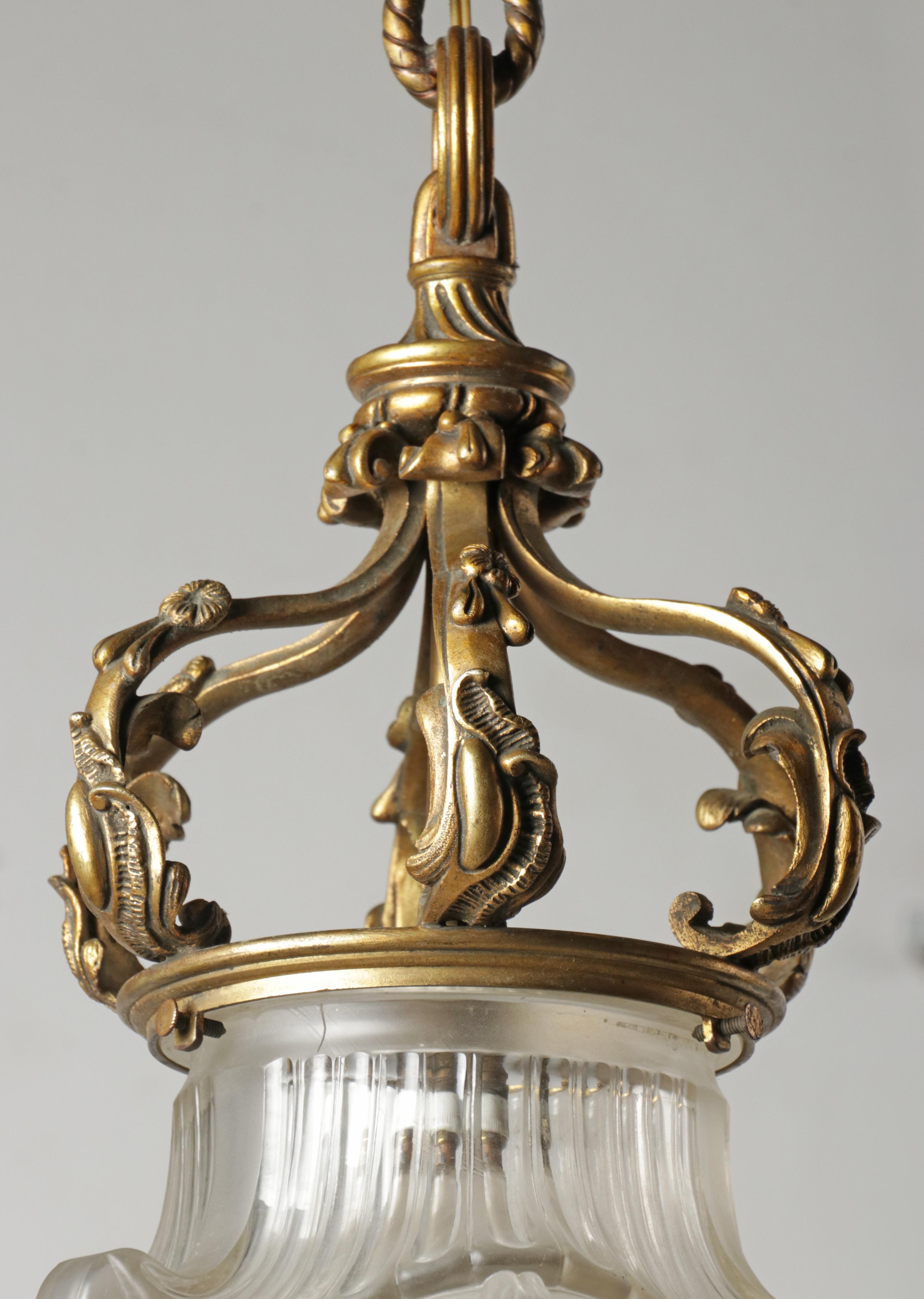Lampe de couloir ancienne en bronze en vente 9