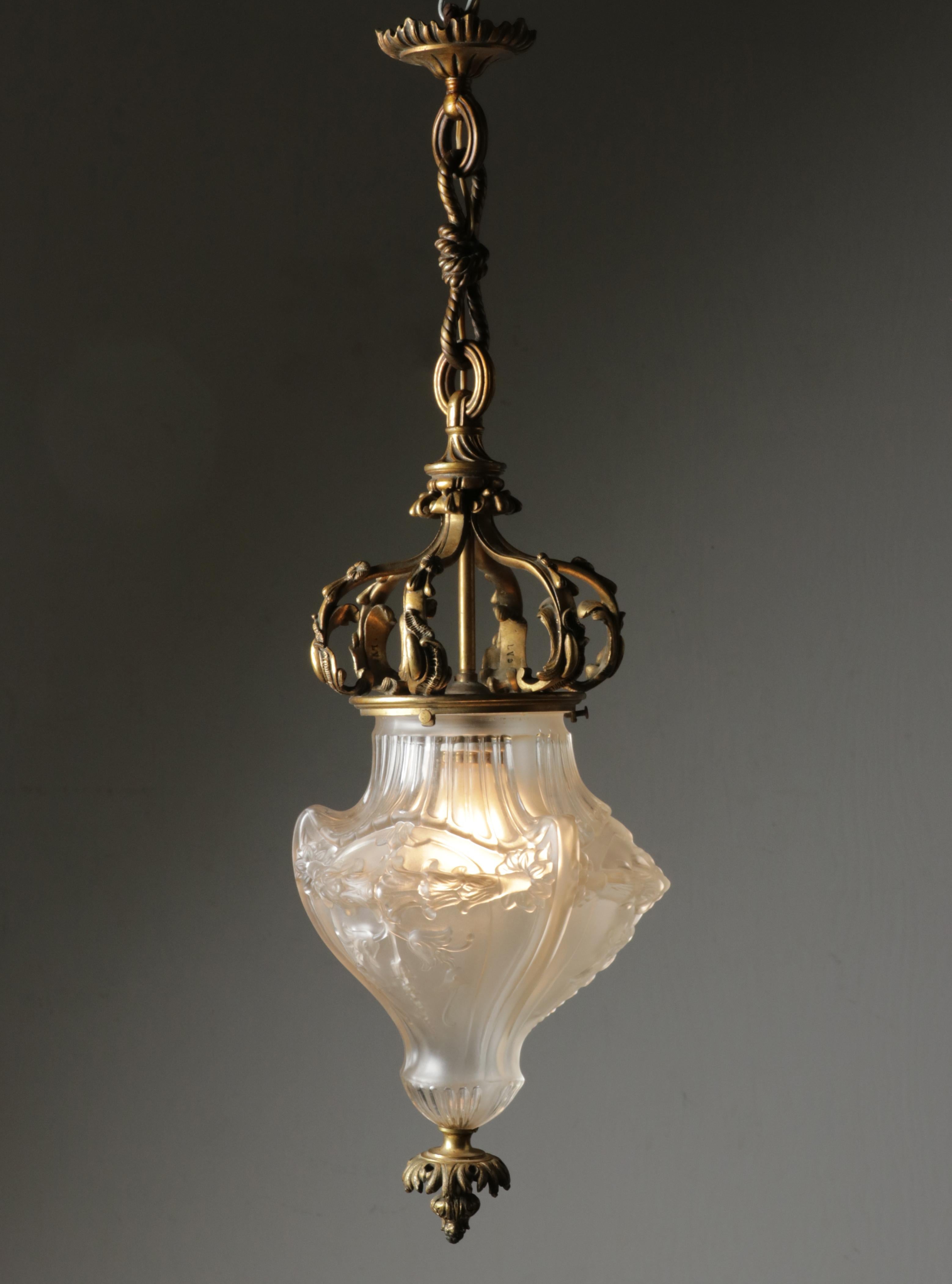 Antique Bronze Hallway Lantern Lamp For Sale 1