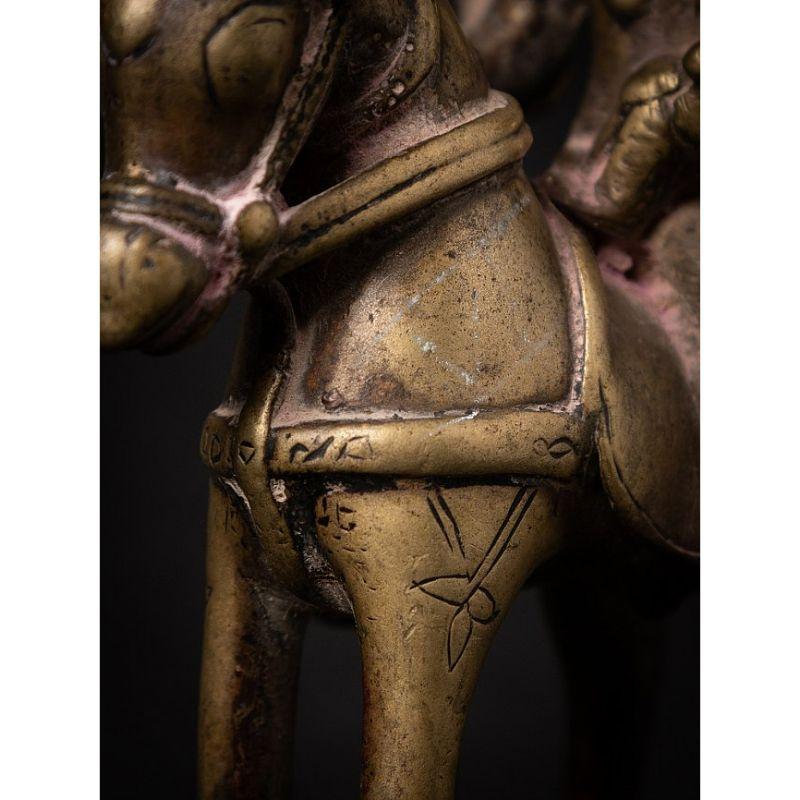 Antikes Bronzepferd mit Reiter aus Indien aus Indien im Angebot 13